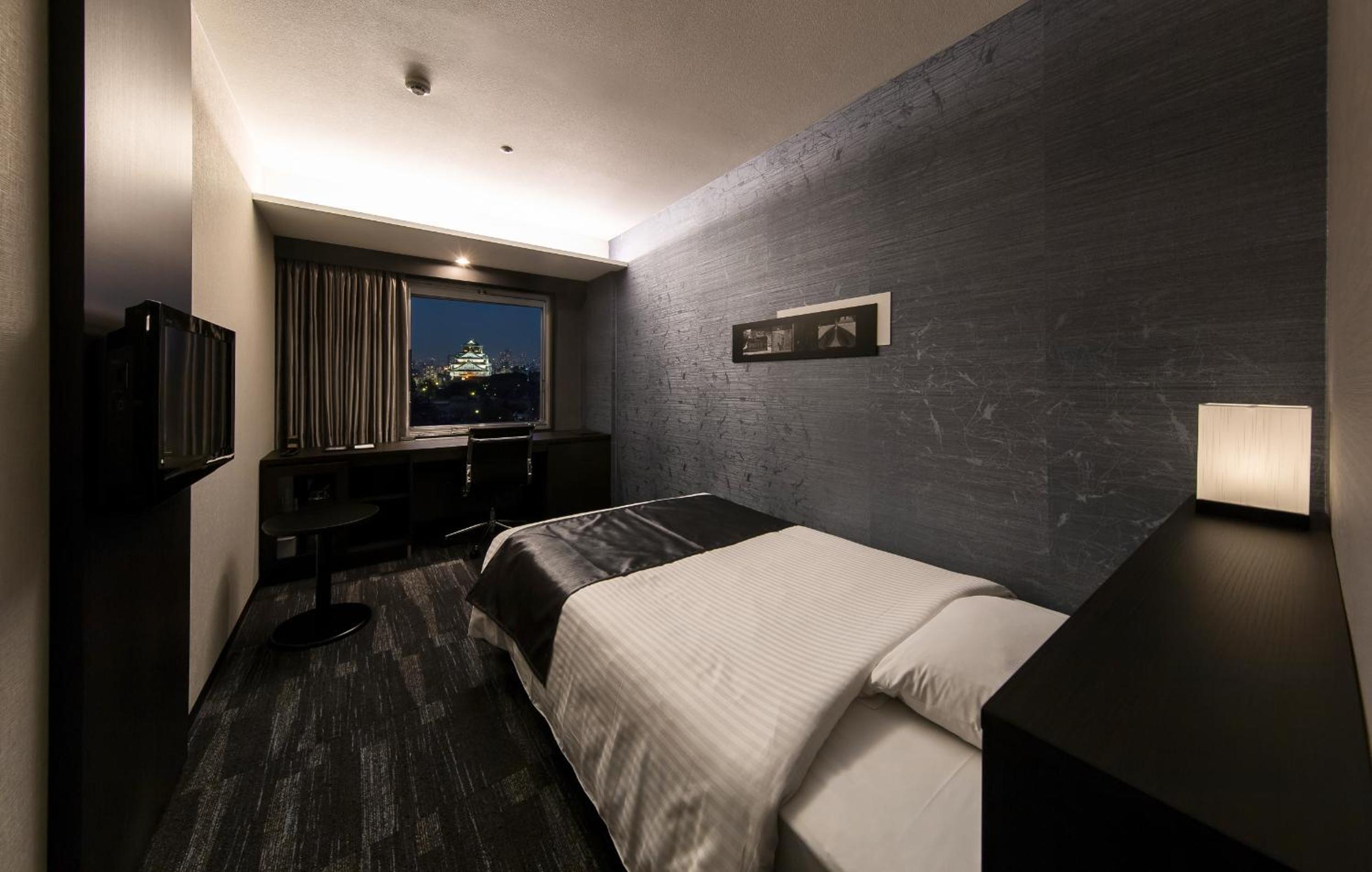 Single Room with Castle View - Non-Smoking