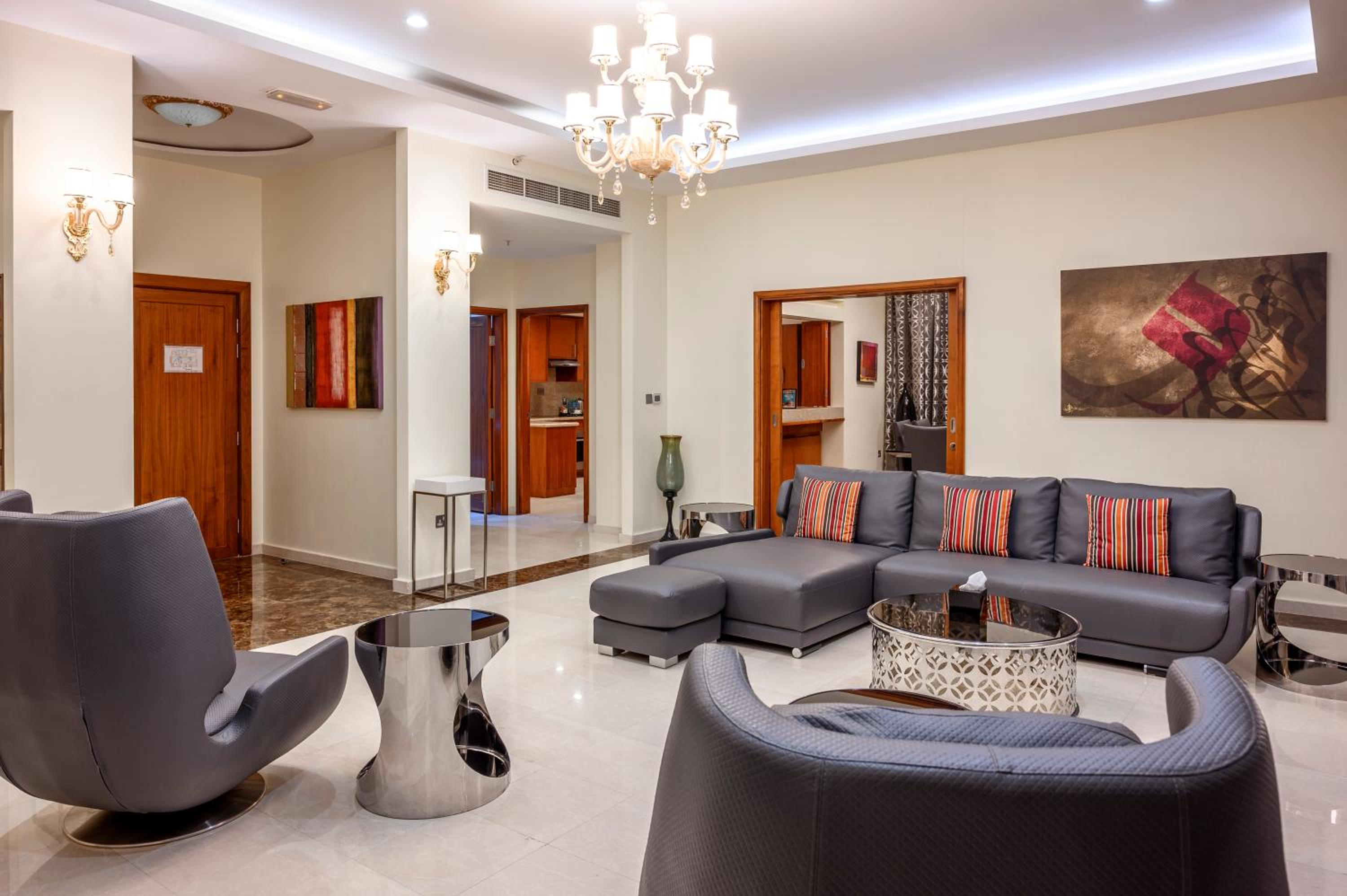4 Bedroom Penthouse, Panoramic Balcony Burj Khalifa/Fountain View, including Complimentary Luxury Return Airport Transfers thumbnail 5