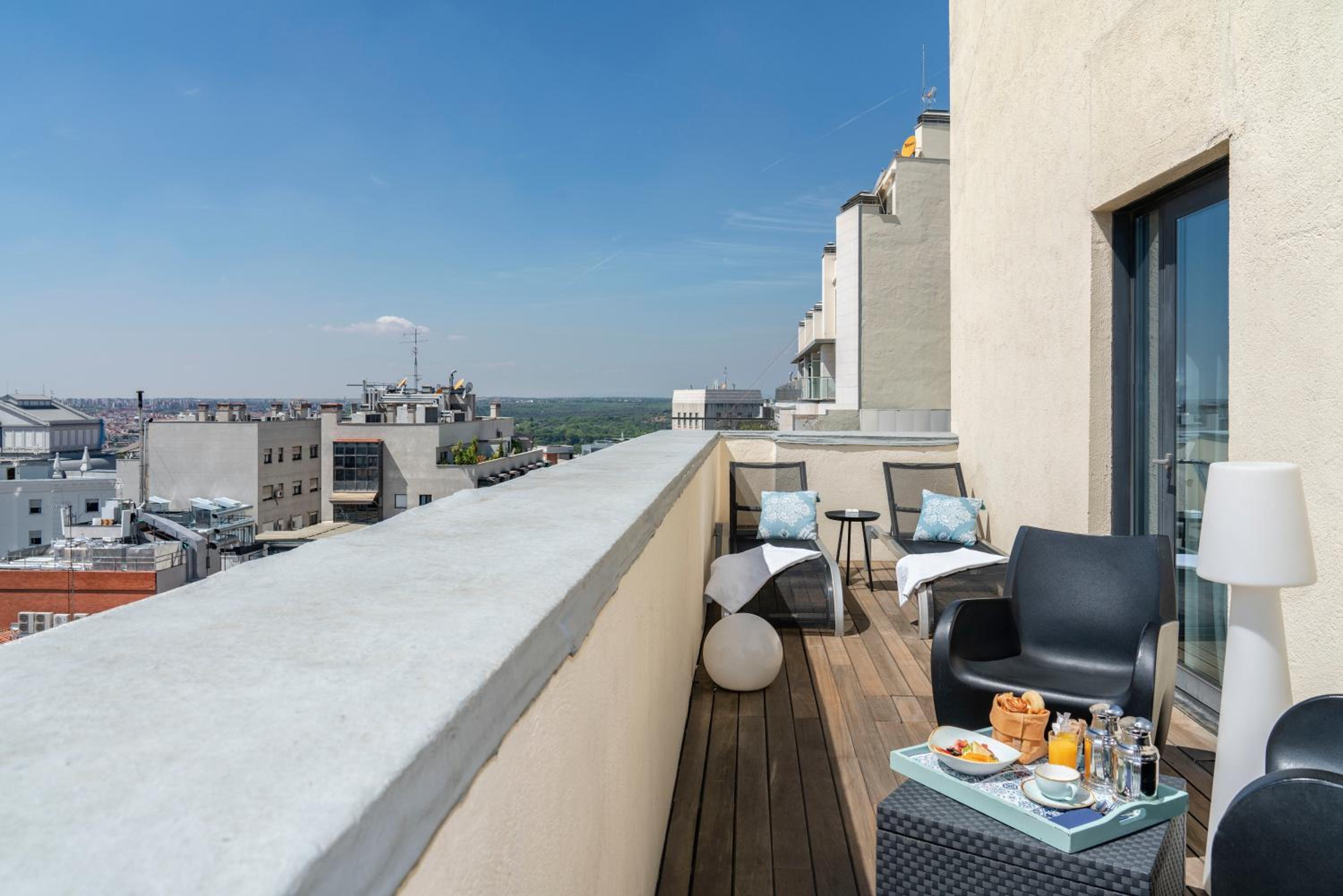 Vincci Room with Terrace - Photo 7
