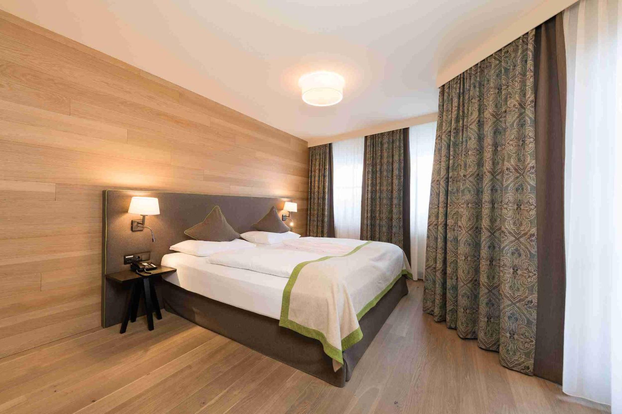 Standard Suite