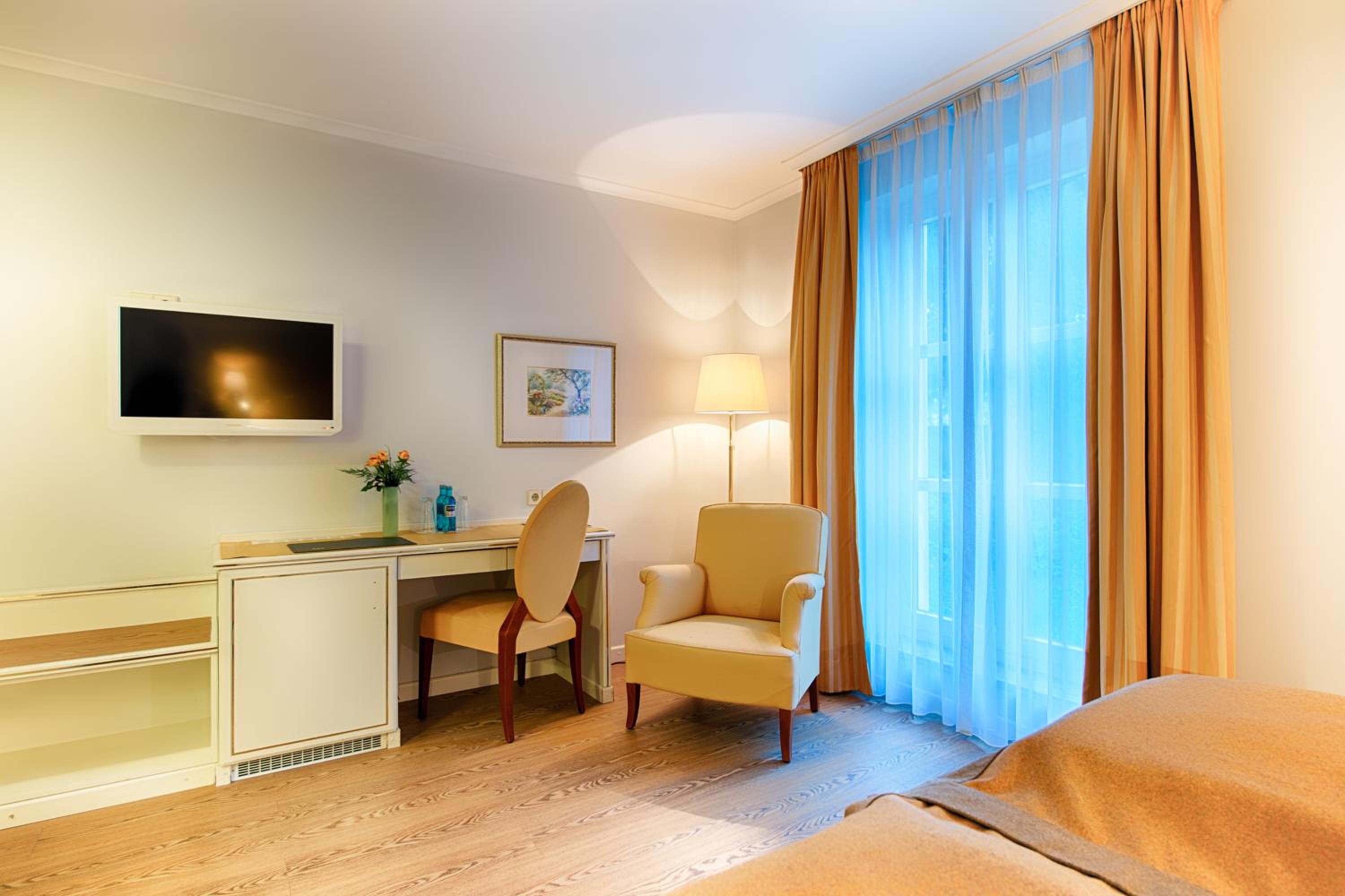 Business Double Room - Photo 6