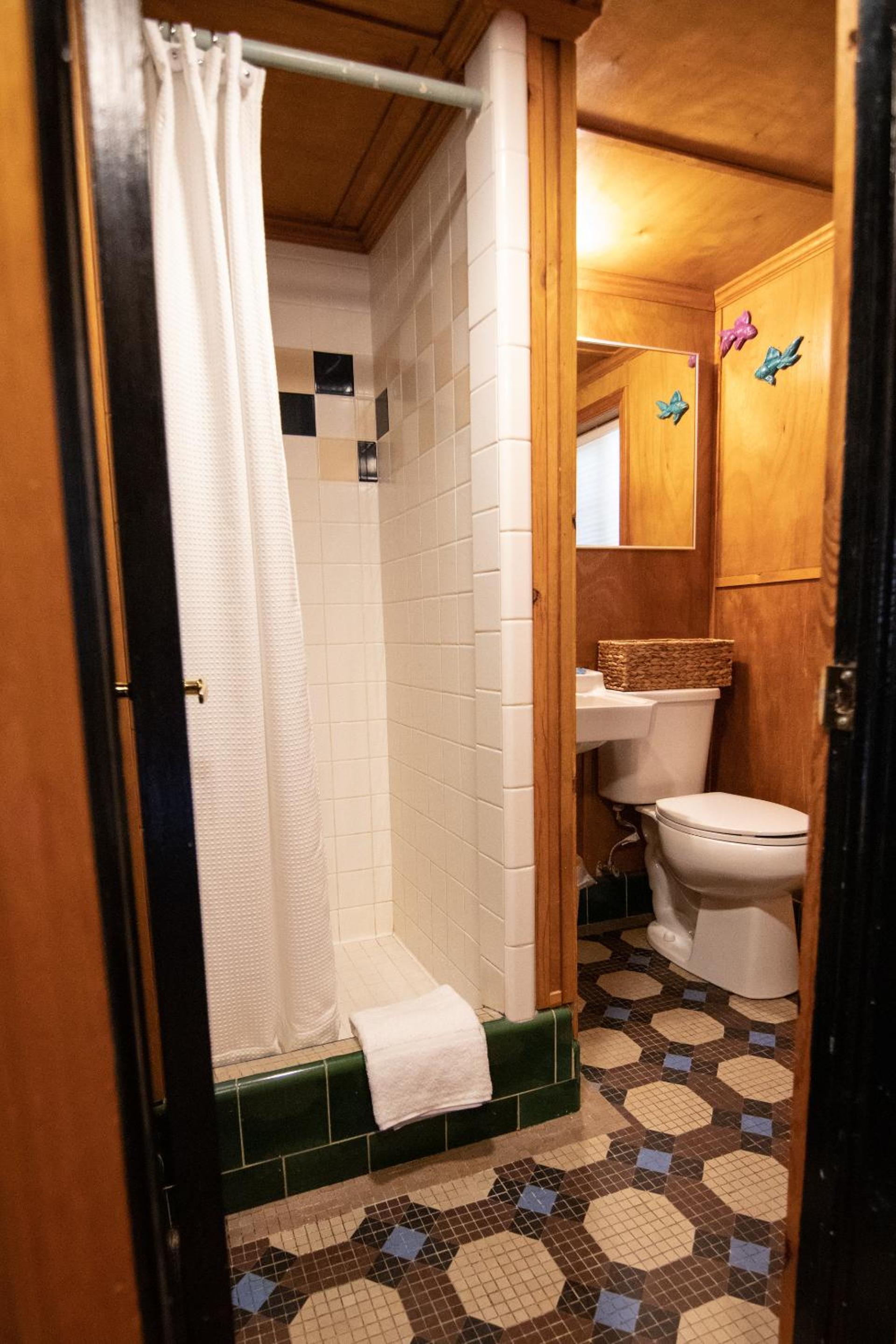 Deluxe King Room photo 2
