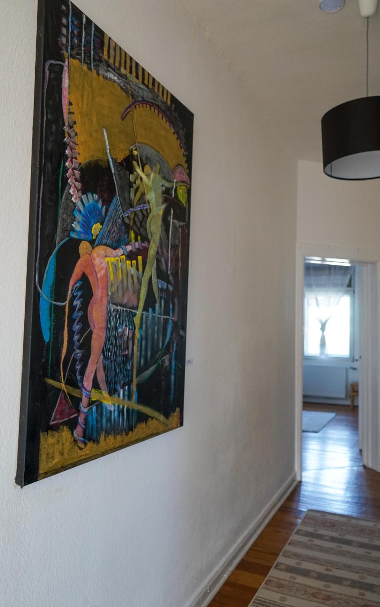 Apartment with Balcony - Photo 21