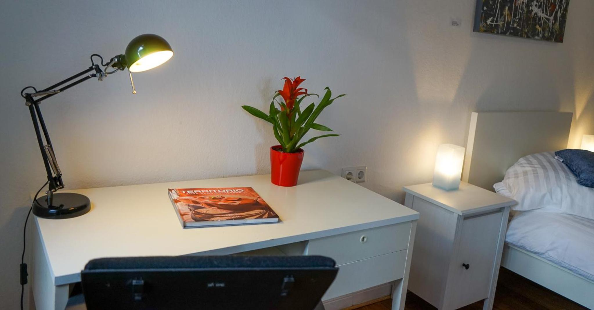 Apartment with Balcony - Photo 17