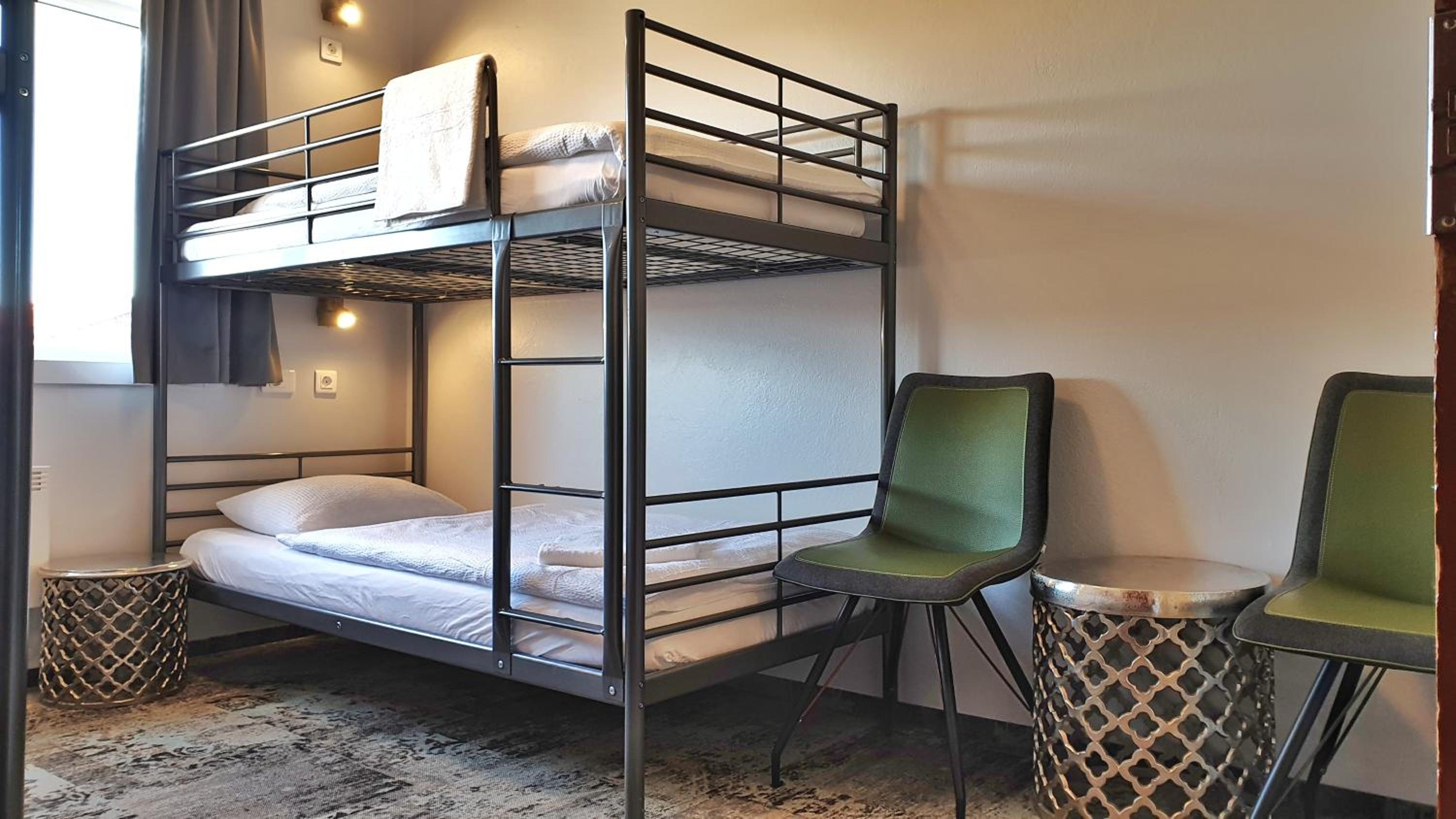 Quadruple Room with Private Bathroom photo 2