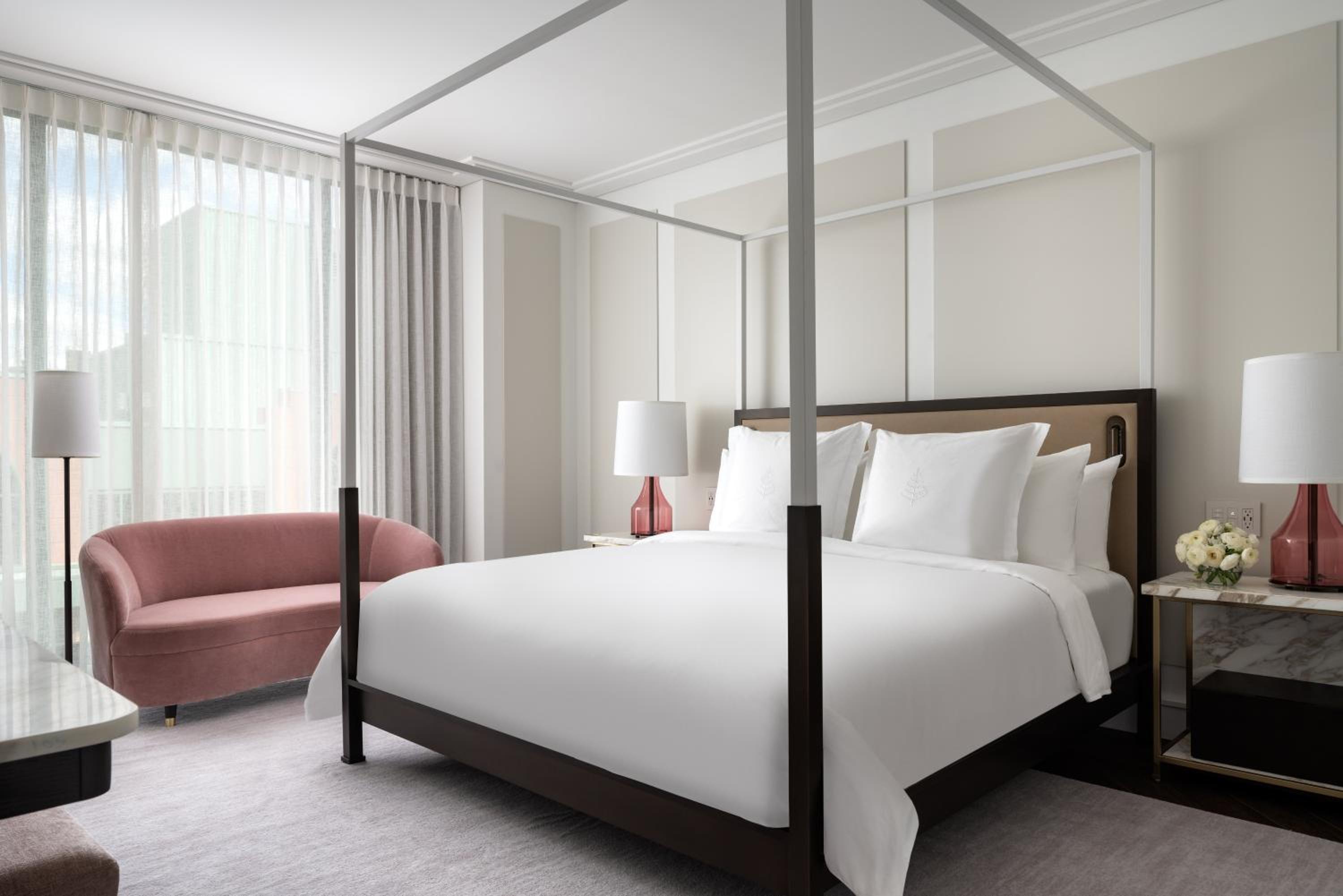 Superior King Room - Photo 2