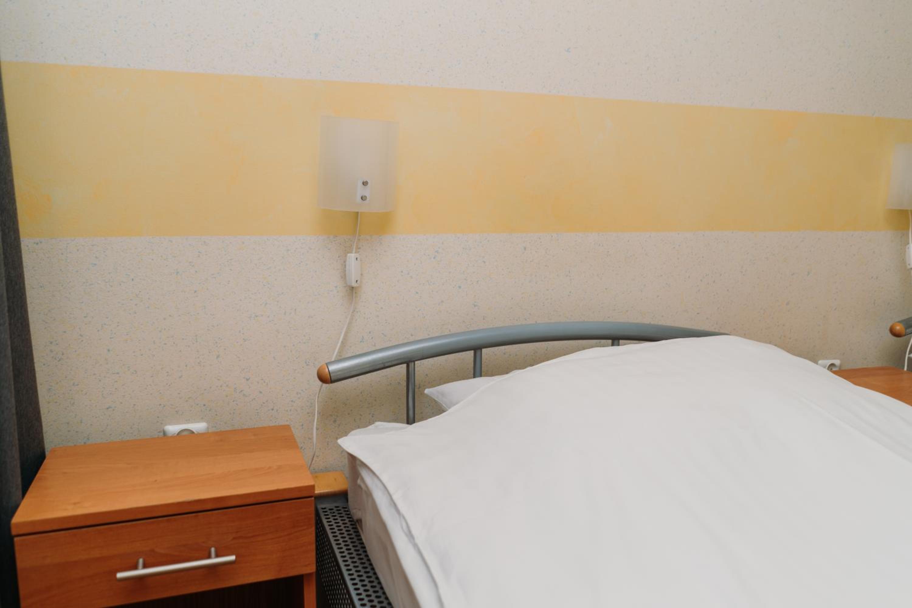 Single Room photo 3