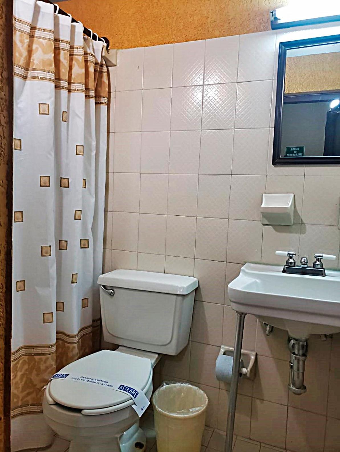 Standard Double Room with Two Double Beds photo 2