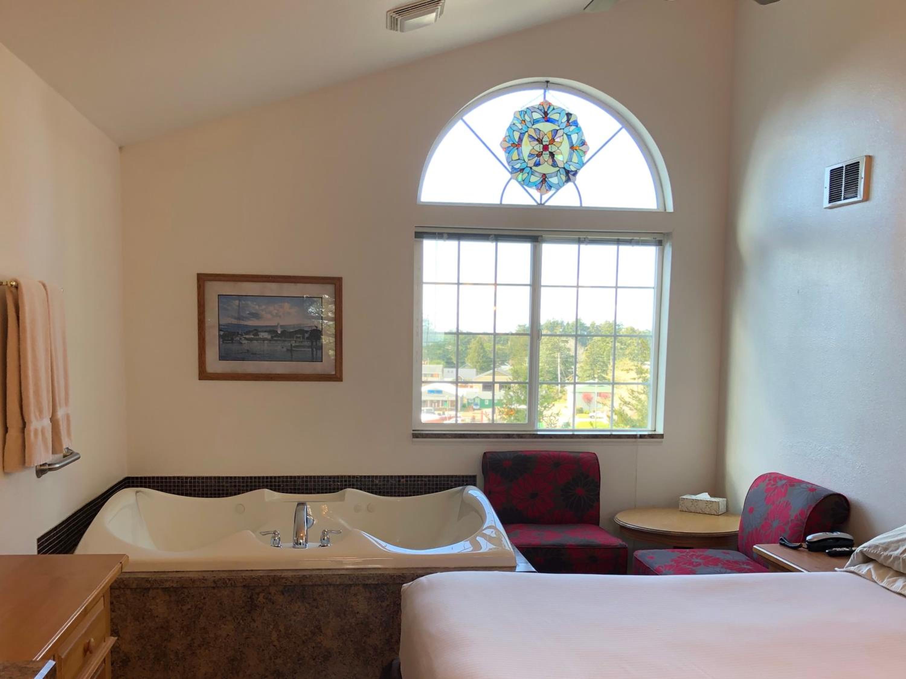 Studio with Spa Bath photo 1