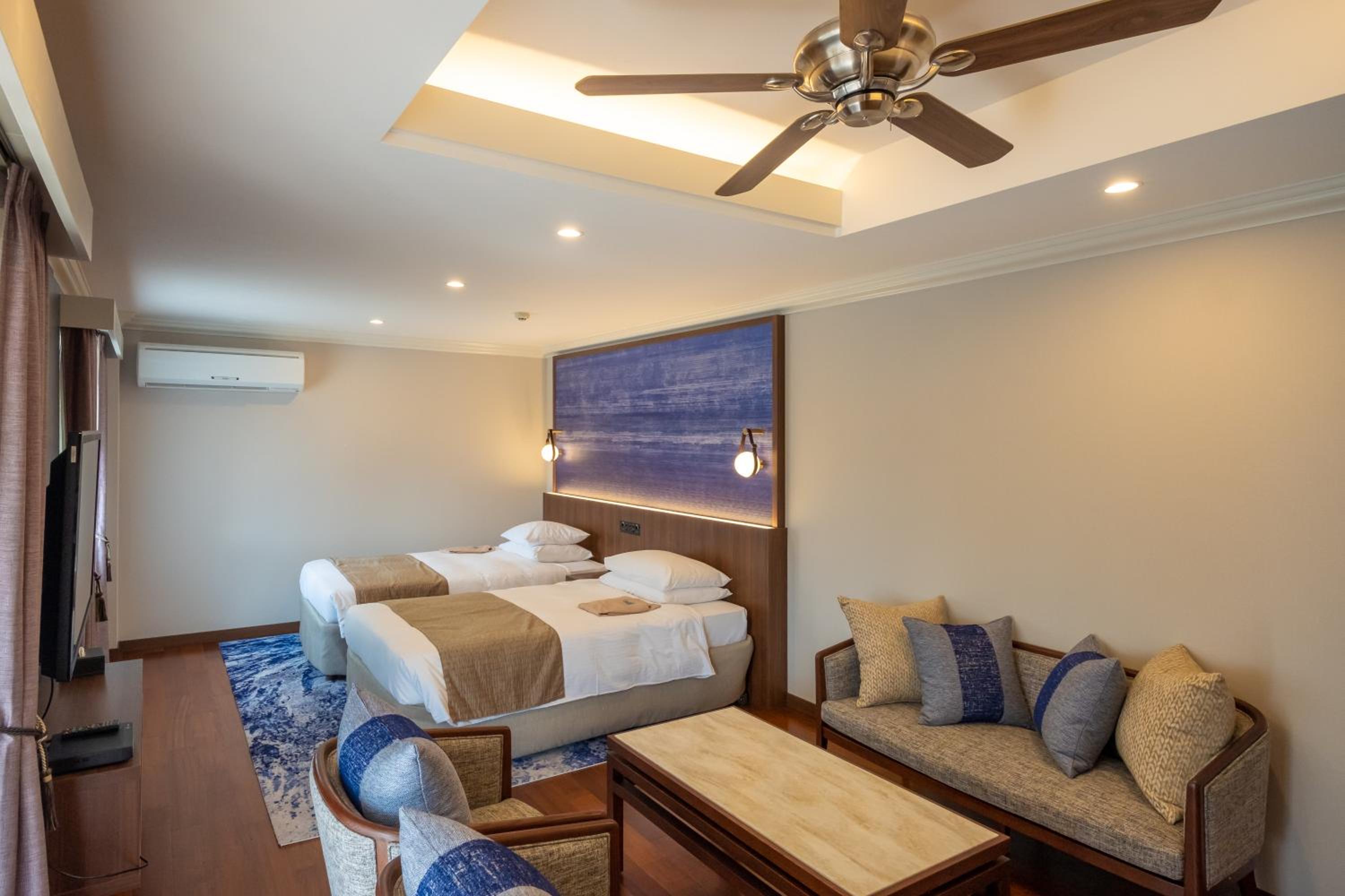Garden Villa with Club Lounge Access - Photo 6