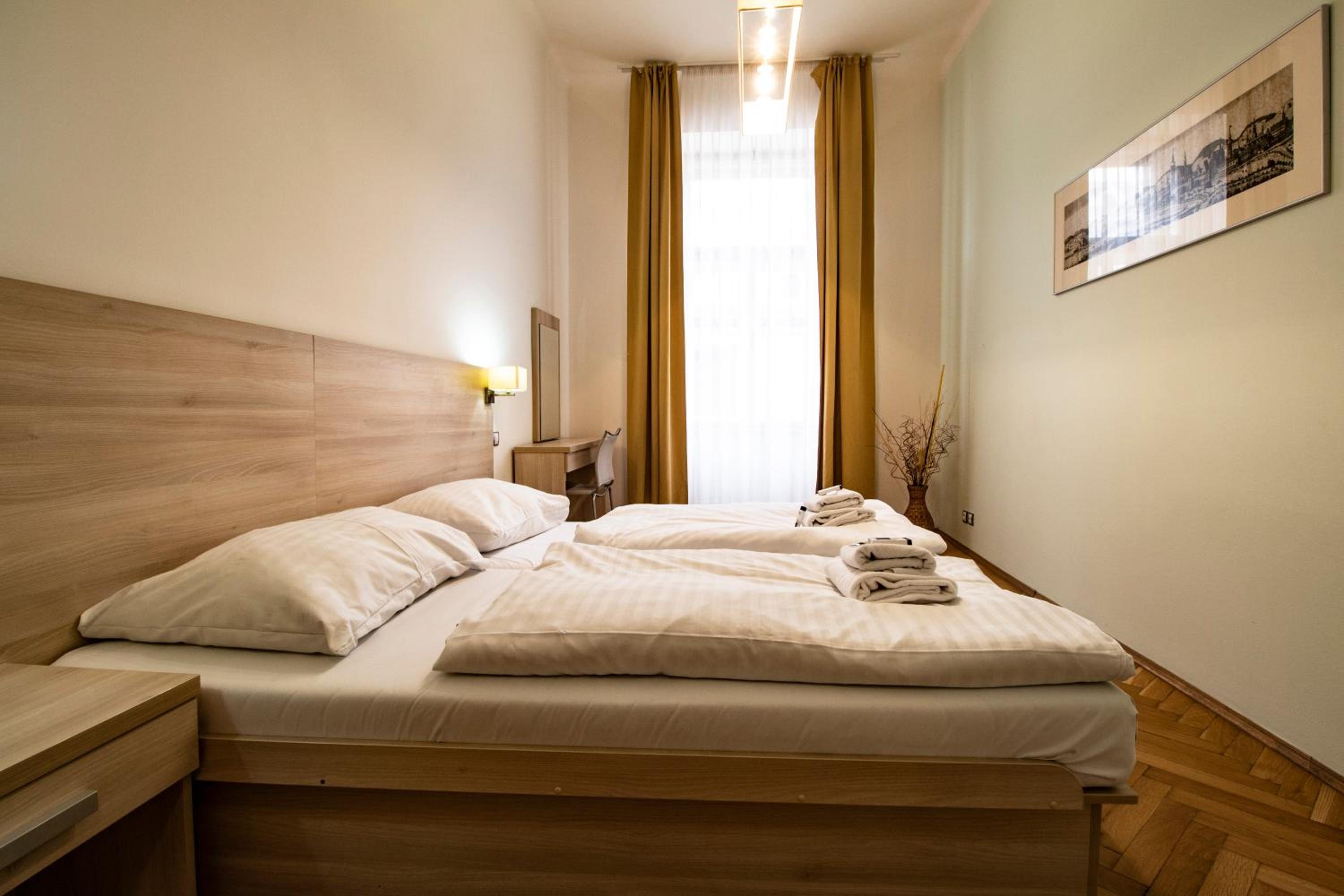 Two-Bedroom Apartment - Photo 3