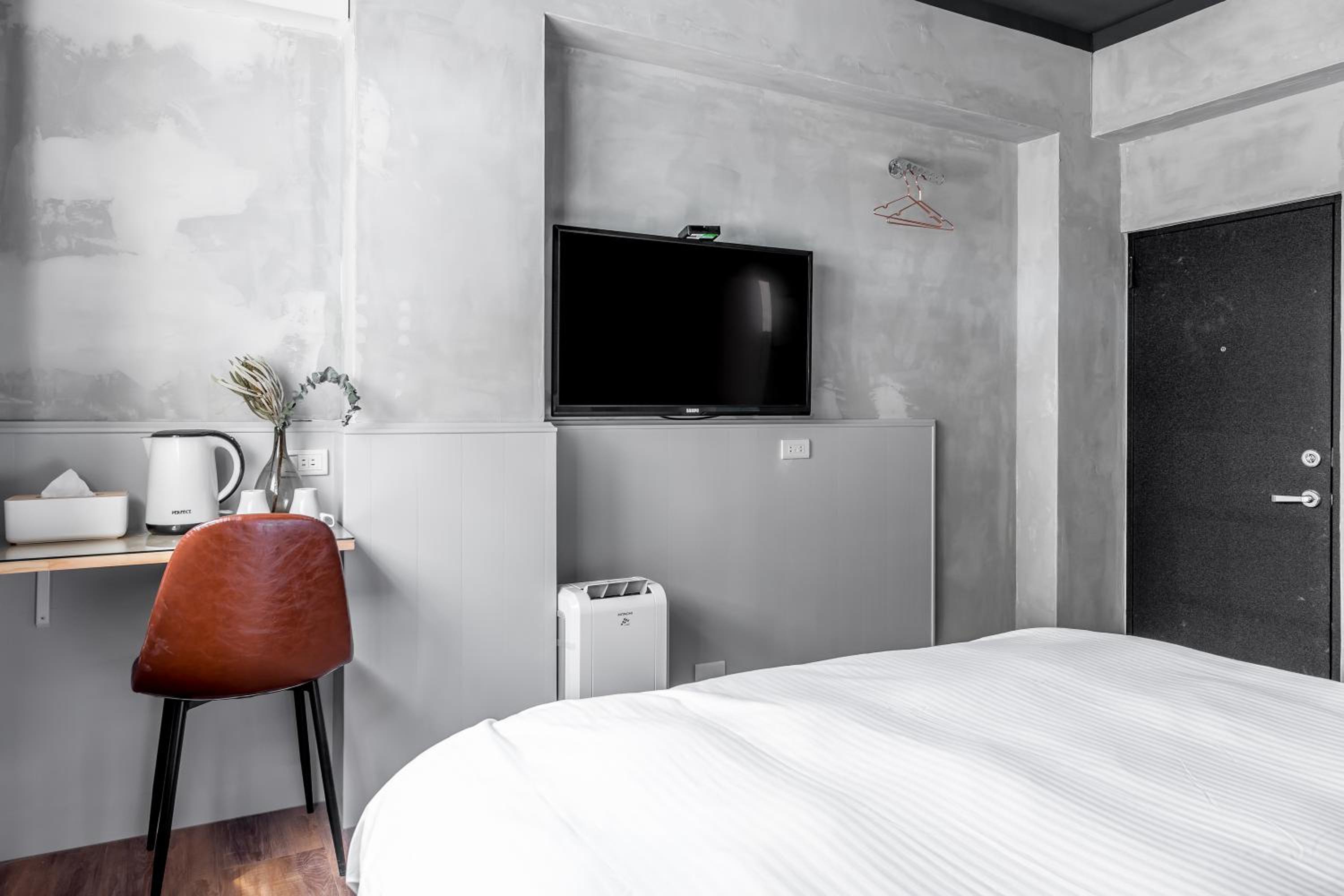 Standard Double Room - Photo 31