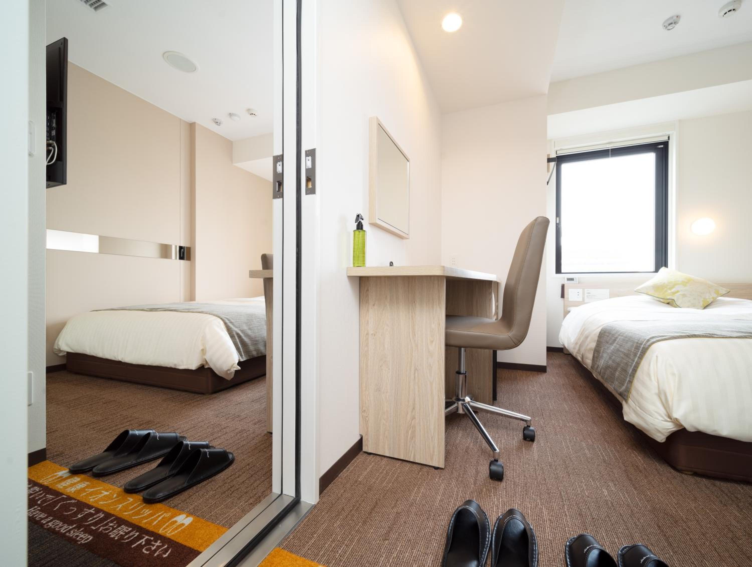 Two Connecting Double Rooms