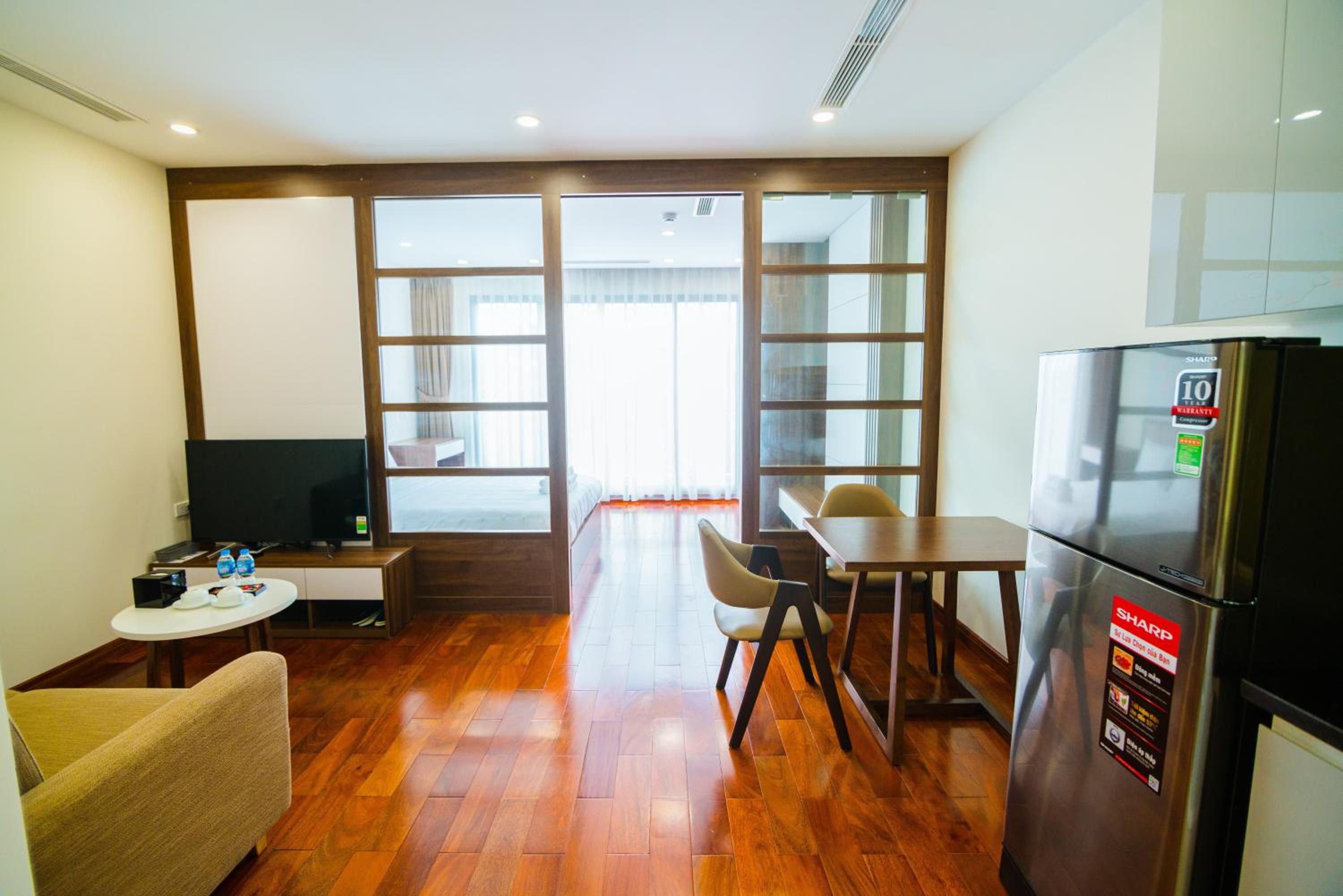 One-Bedroom Apartment