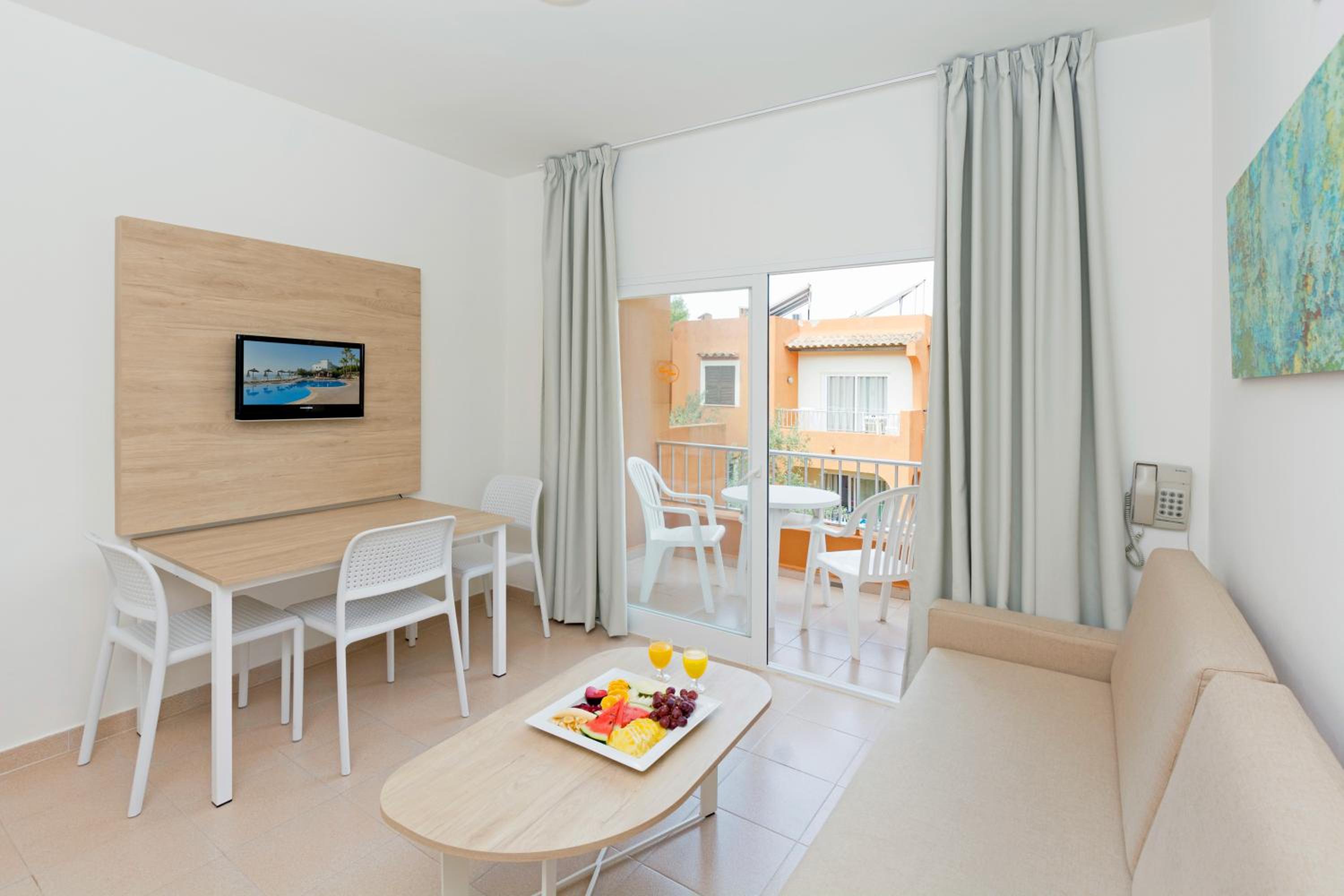 One-Bedroom Family Apartment