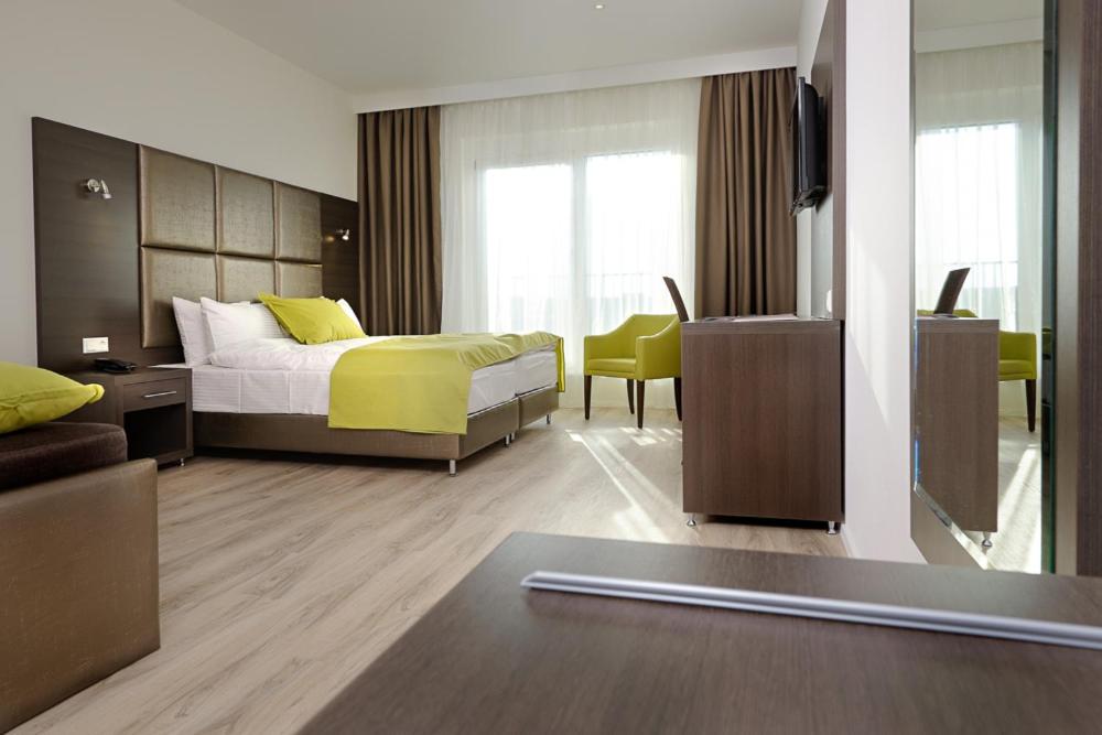 Triple Room with Balcony