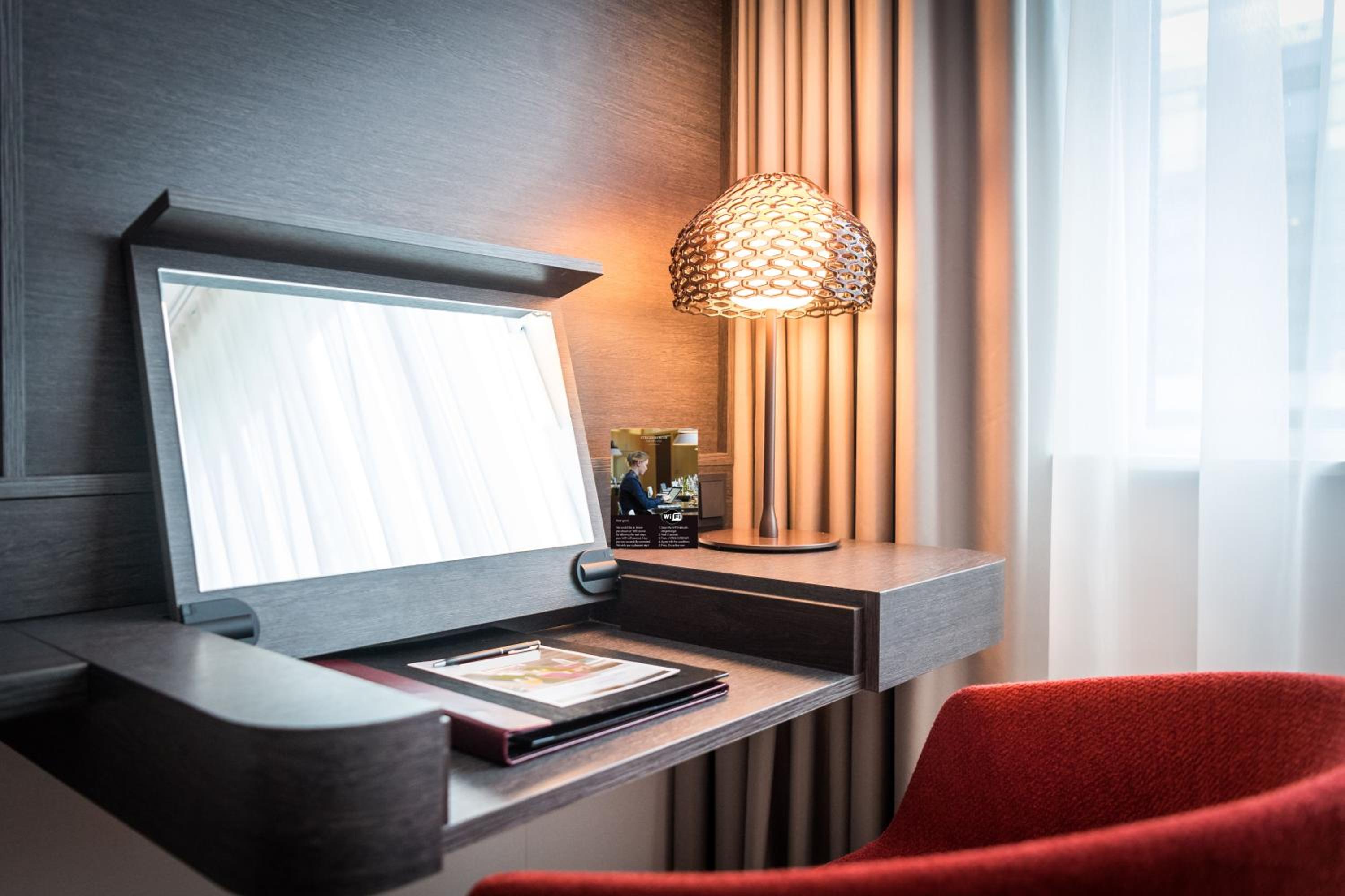 Deluxe Double or Twin Room photo 2