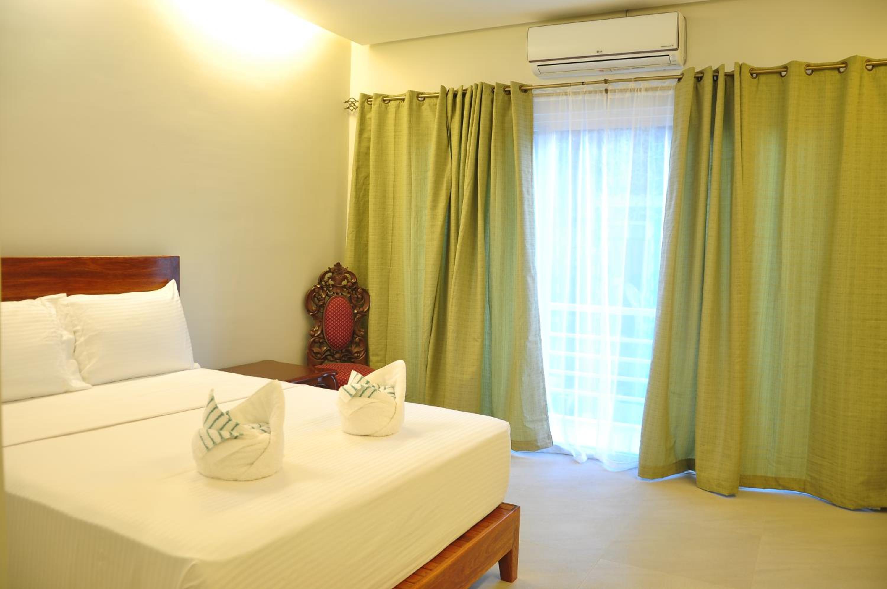 Deluxe Double Room photo 2