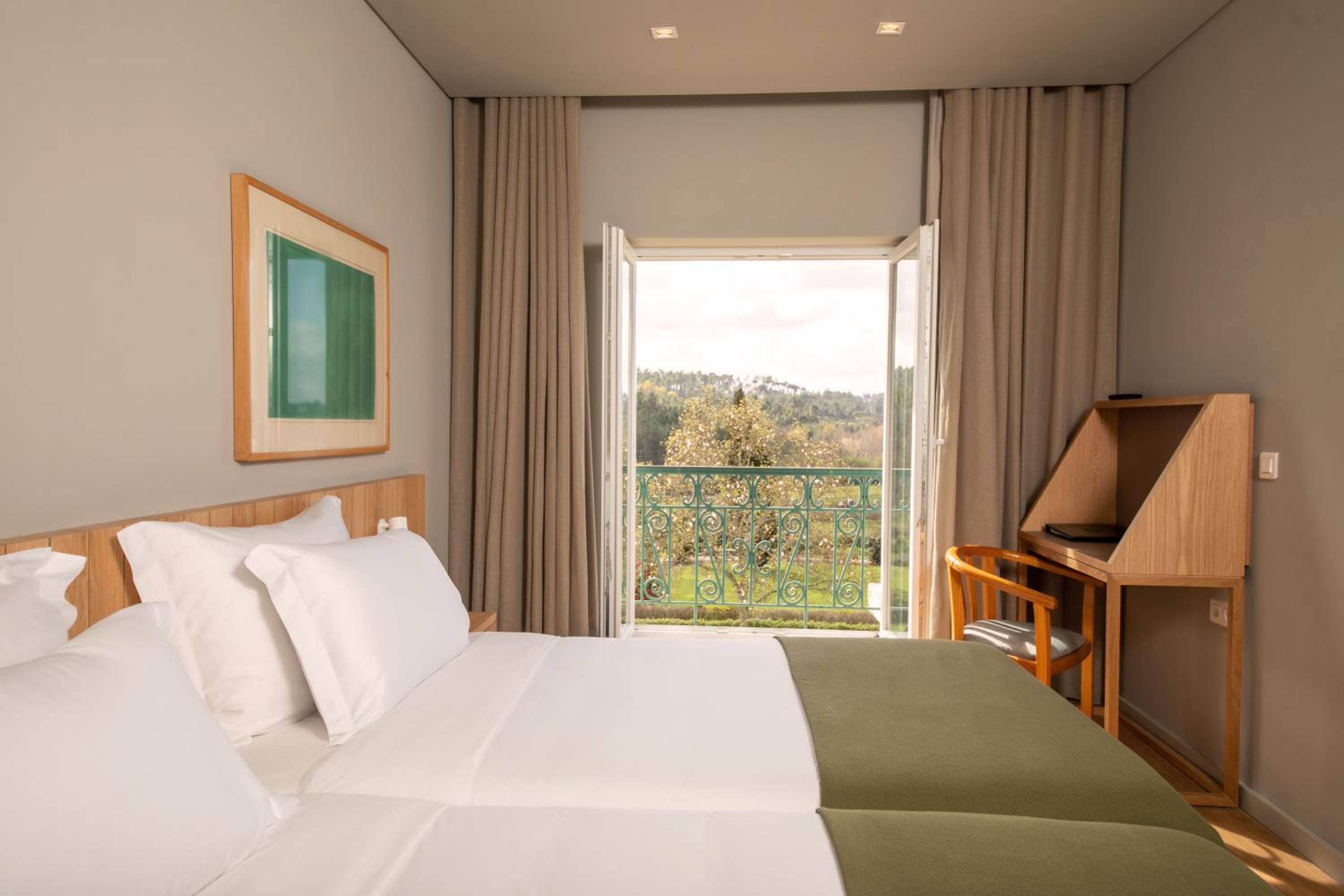 Twin Room - Photo 1