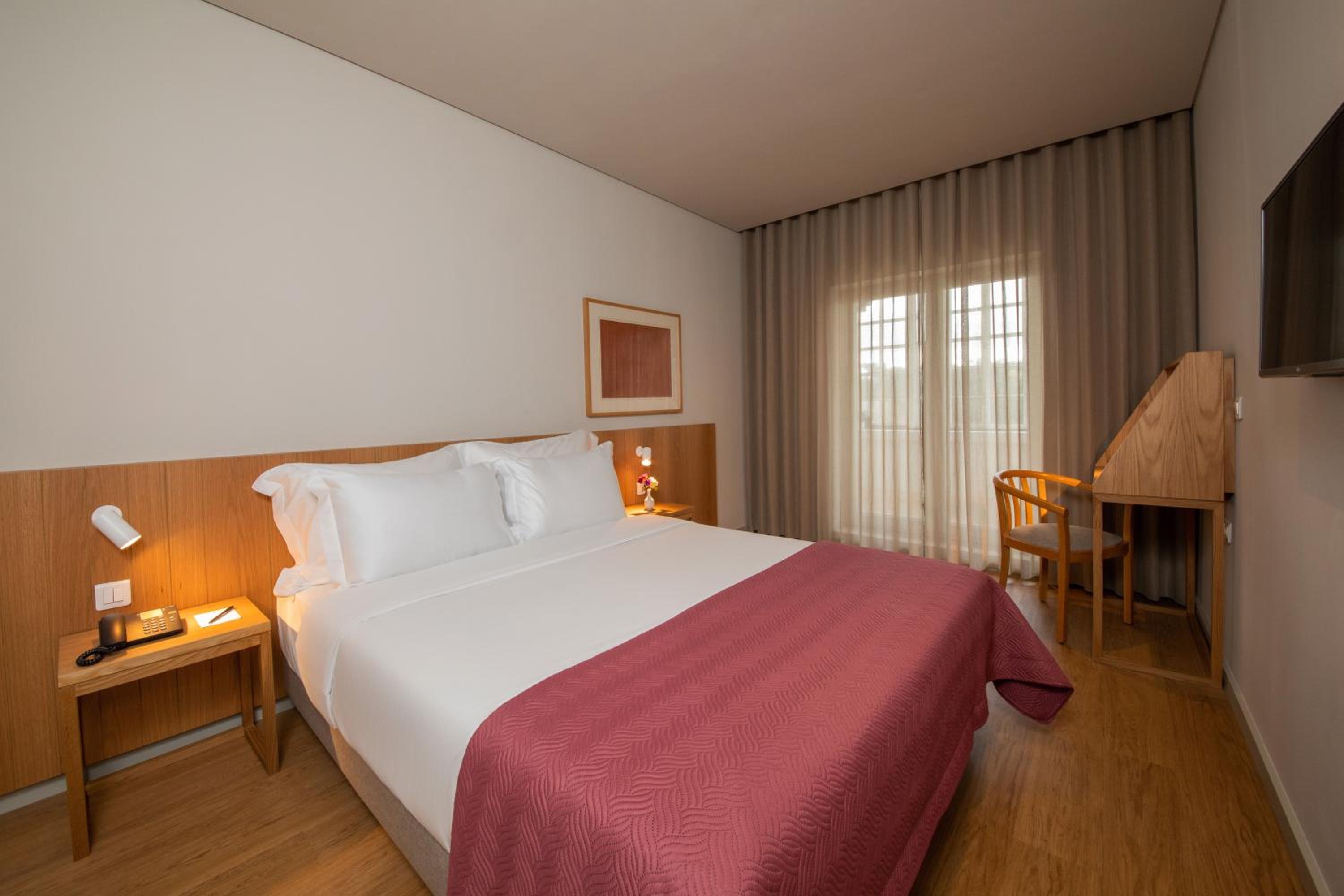 Double Room (double bed) - Photo 6