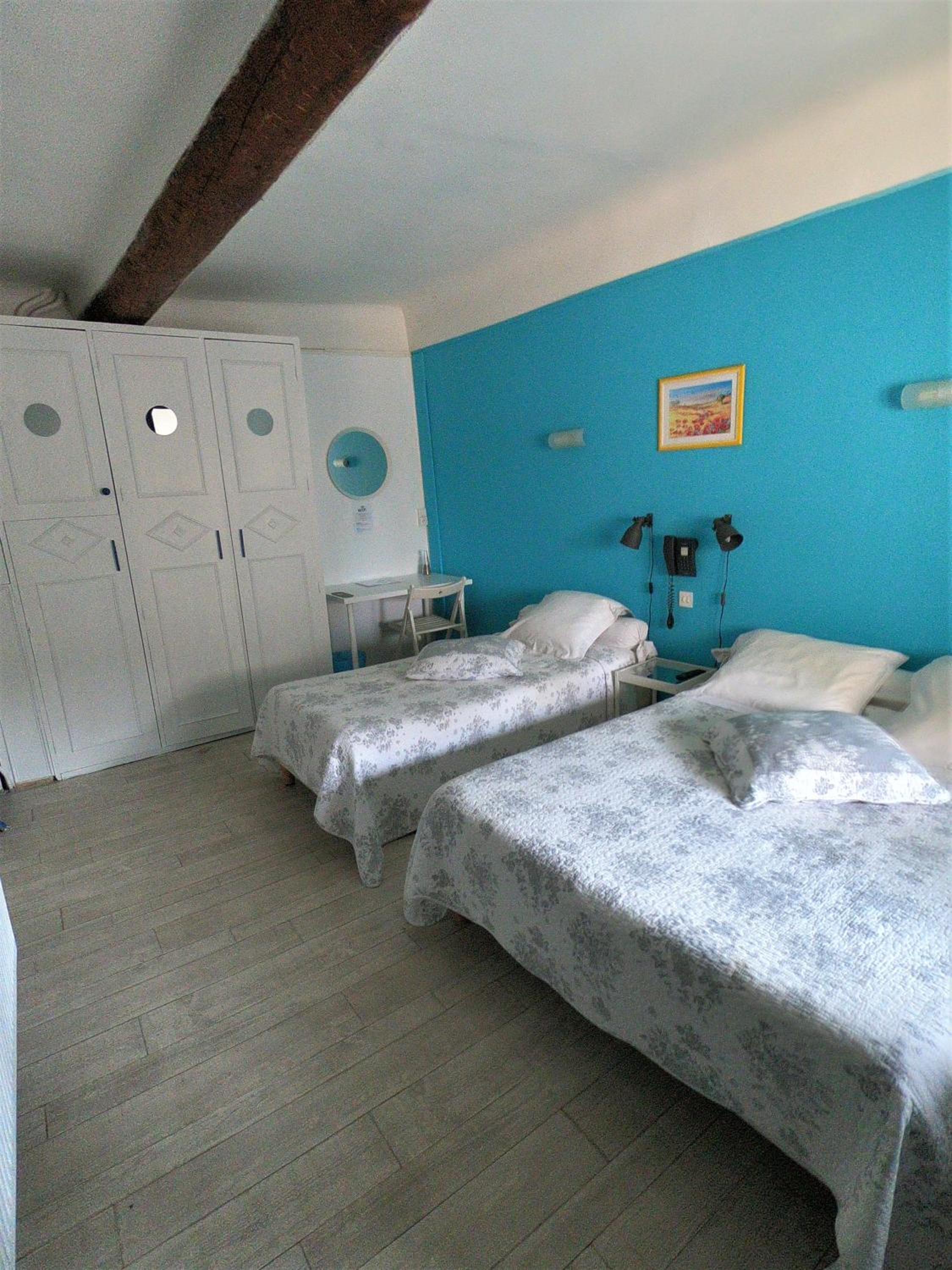 Triple Room - Photo 4