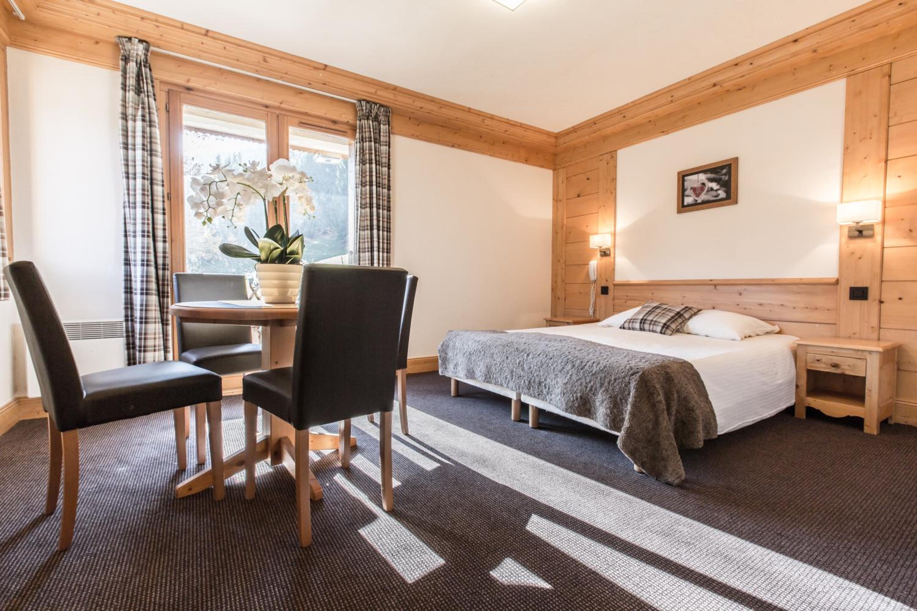 Double Room - Photo 5