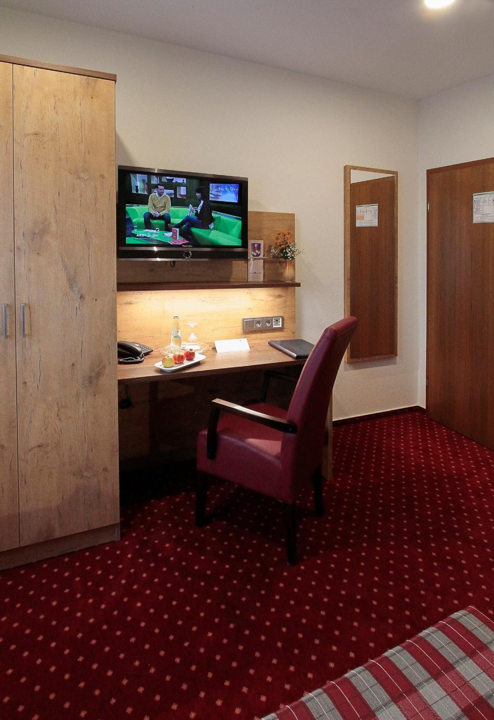 Single Room photo 3