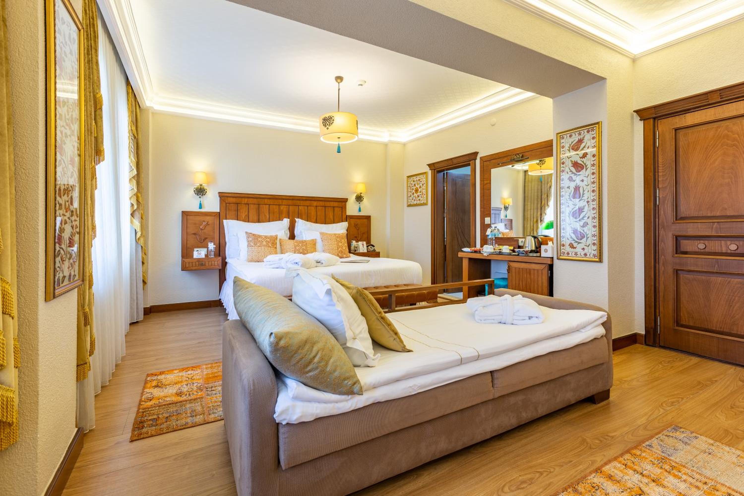 Deluxe Triple Room with Private Hammam photo 3