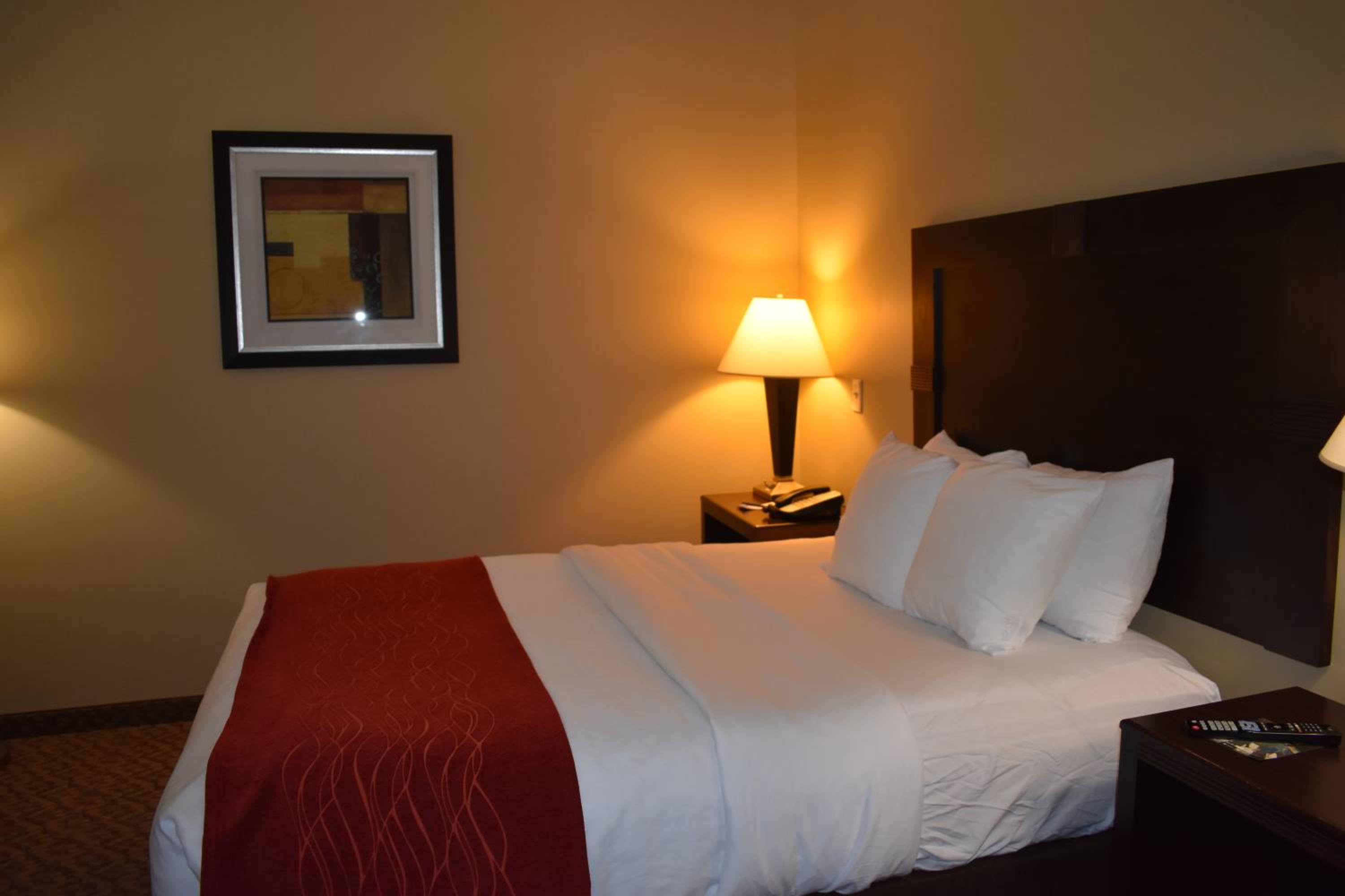 Quen Suite - Accessible/Non-Smoking - Photo 2