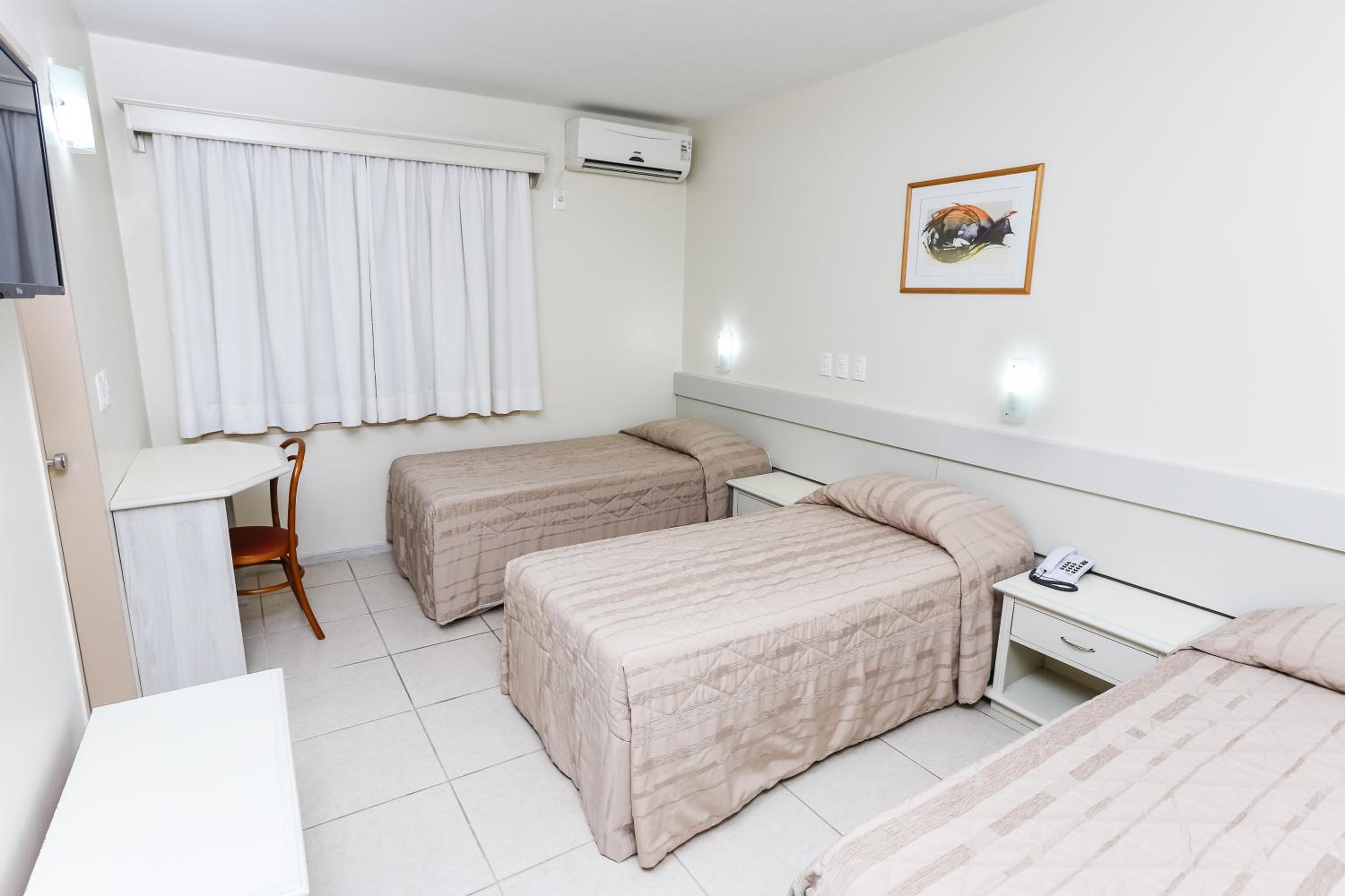 Standard Triple Room photo 3