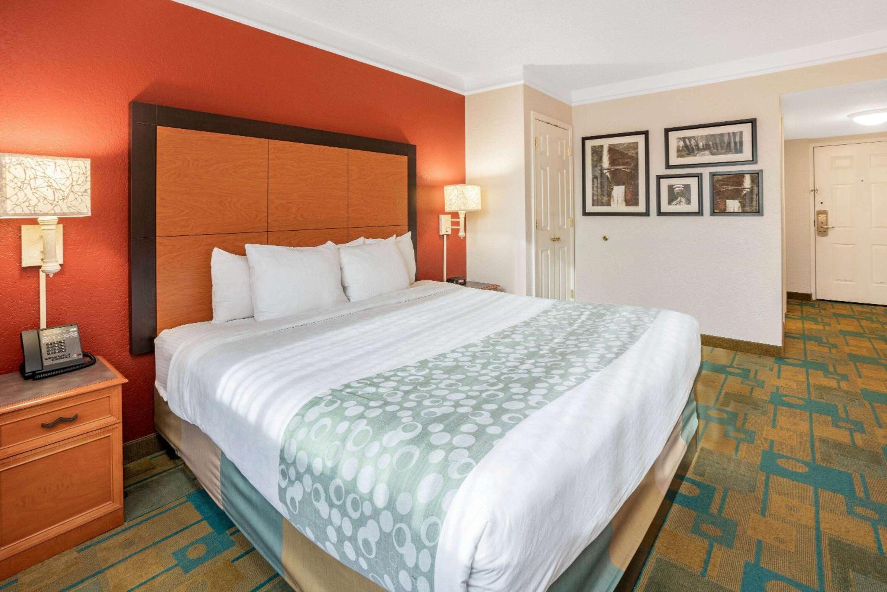 King Room - Disability Access - Photo 1