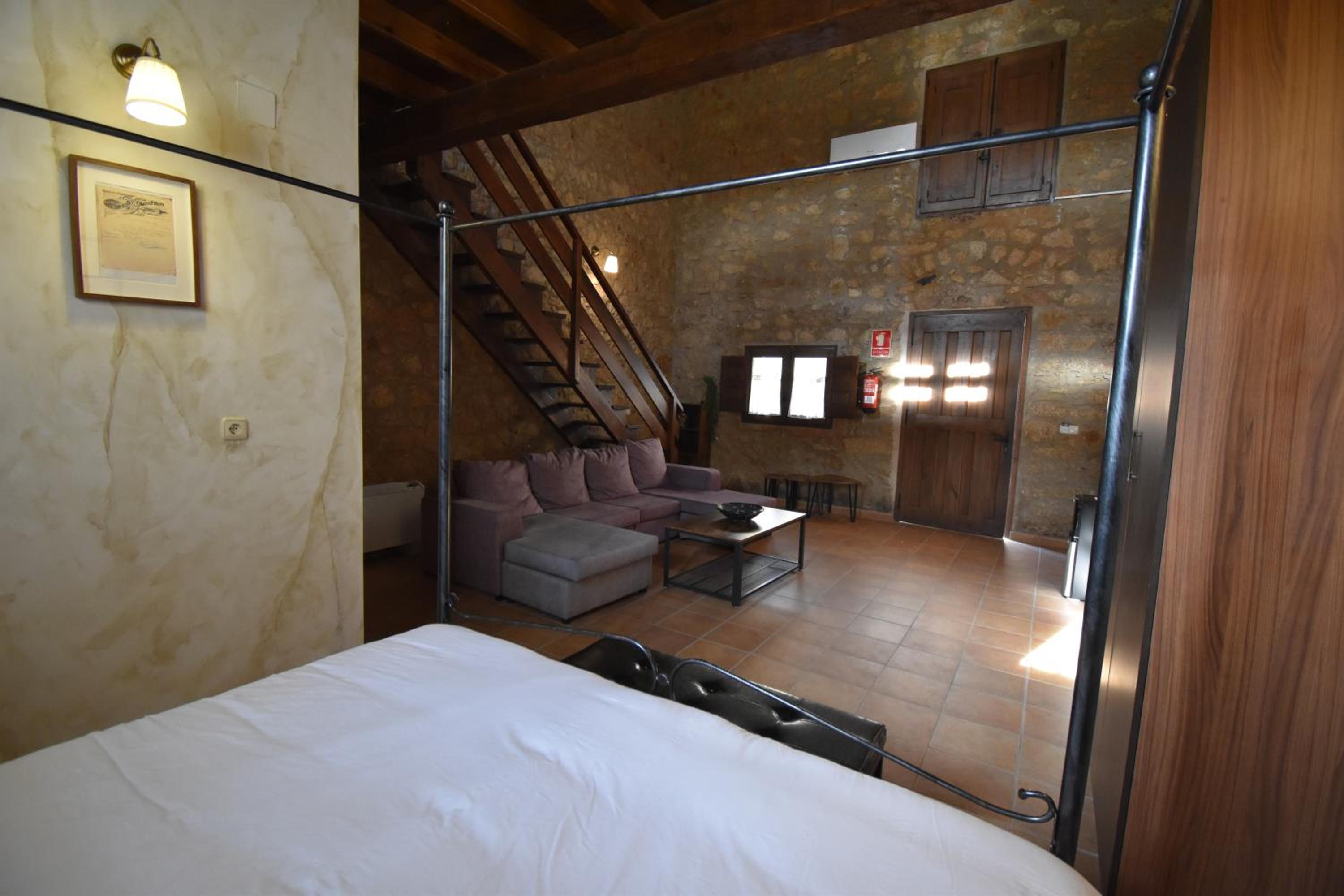 Deluxe Family Suite photo 3