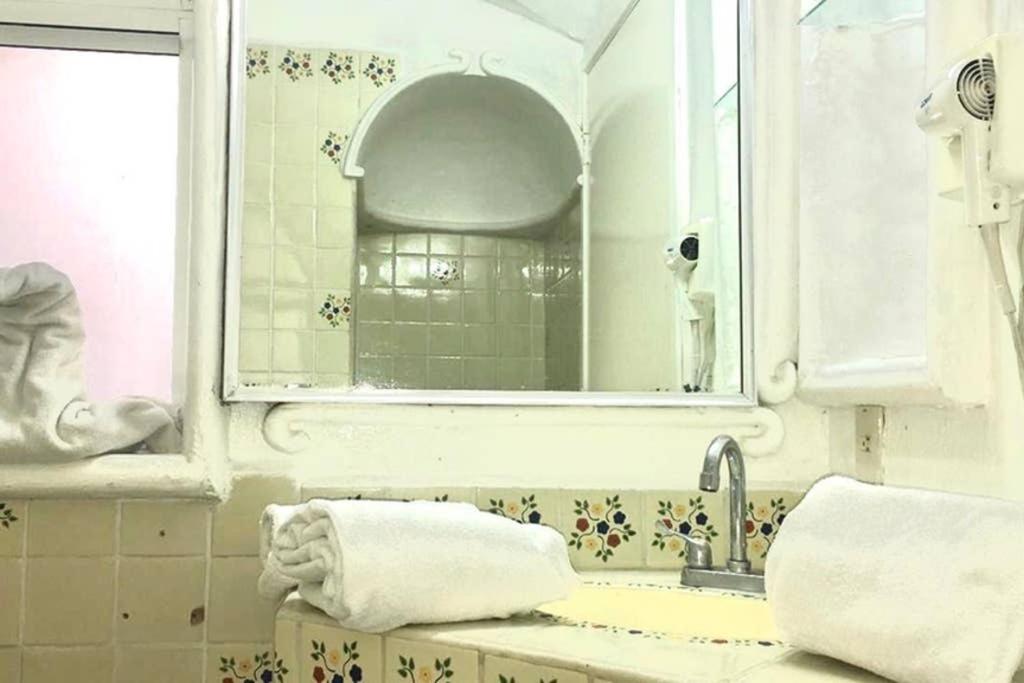 One-Bedroom Apartment - Photo 31