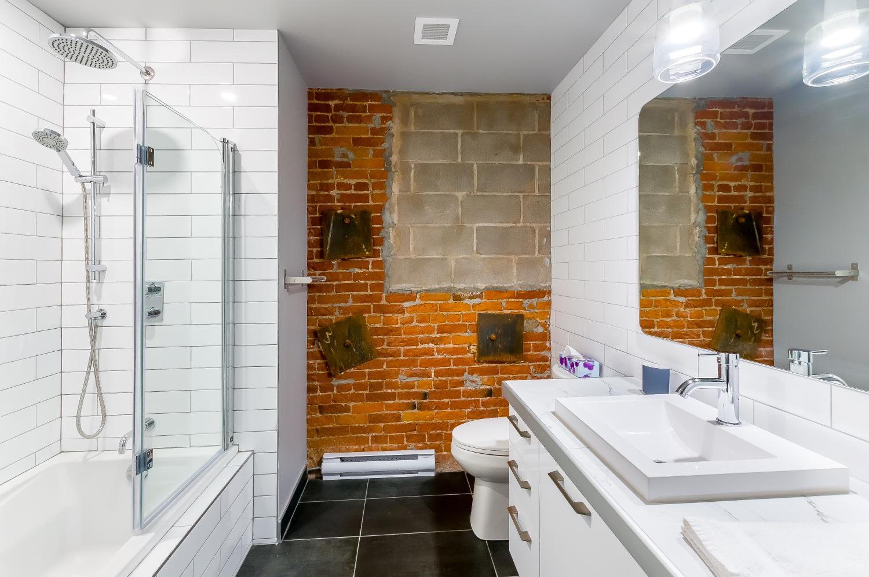 One-Bedroom Loft T303