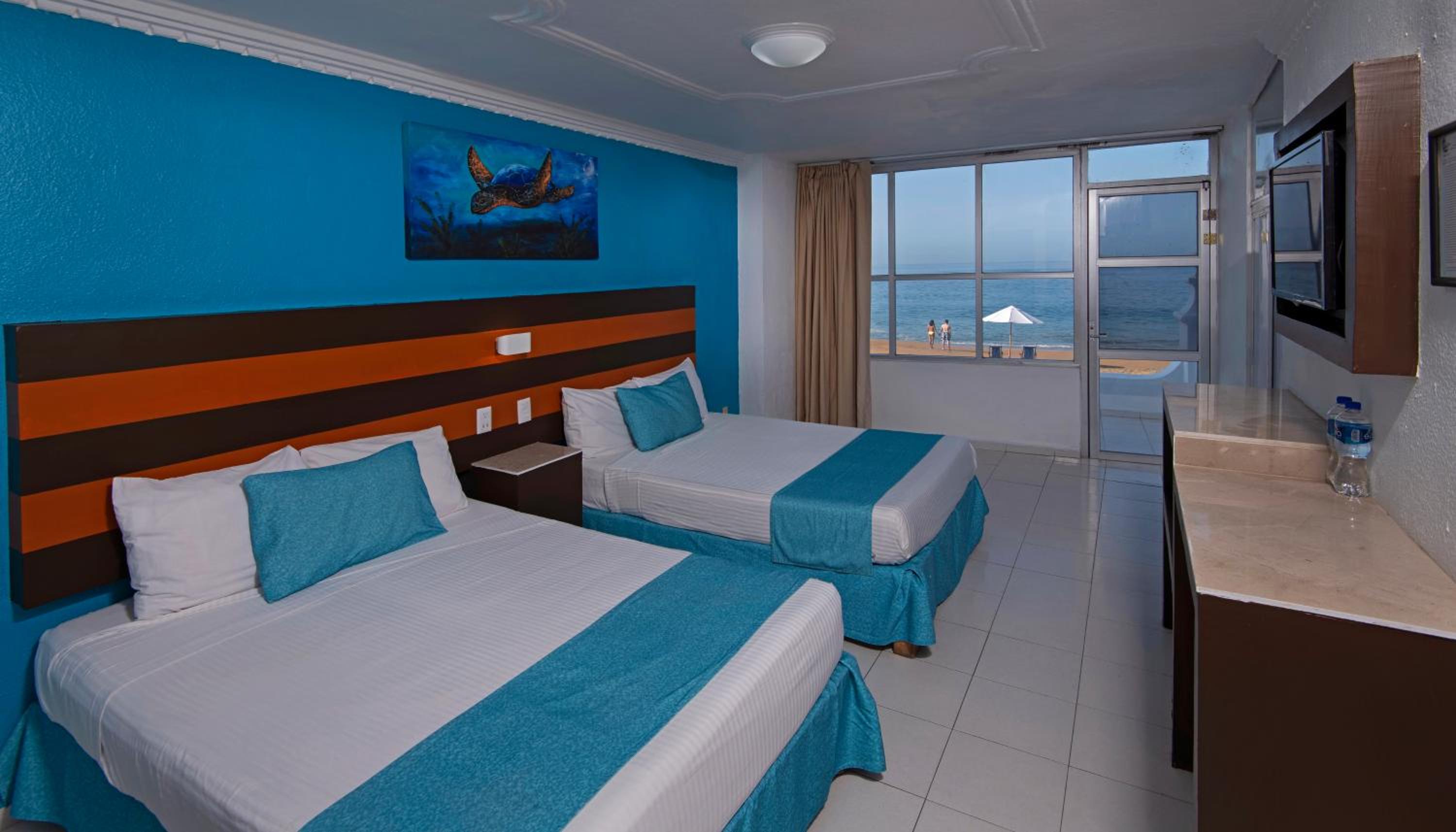 Double or Twin Room photo 3