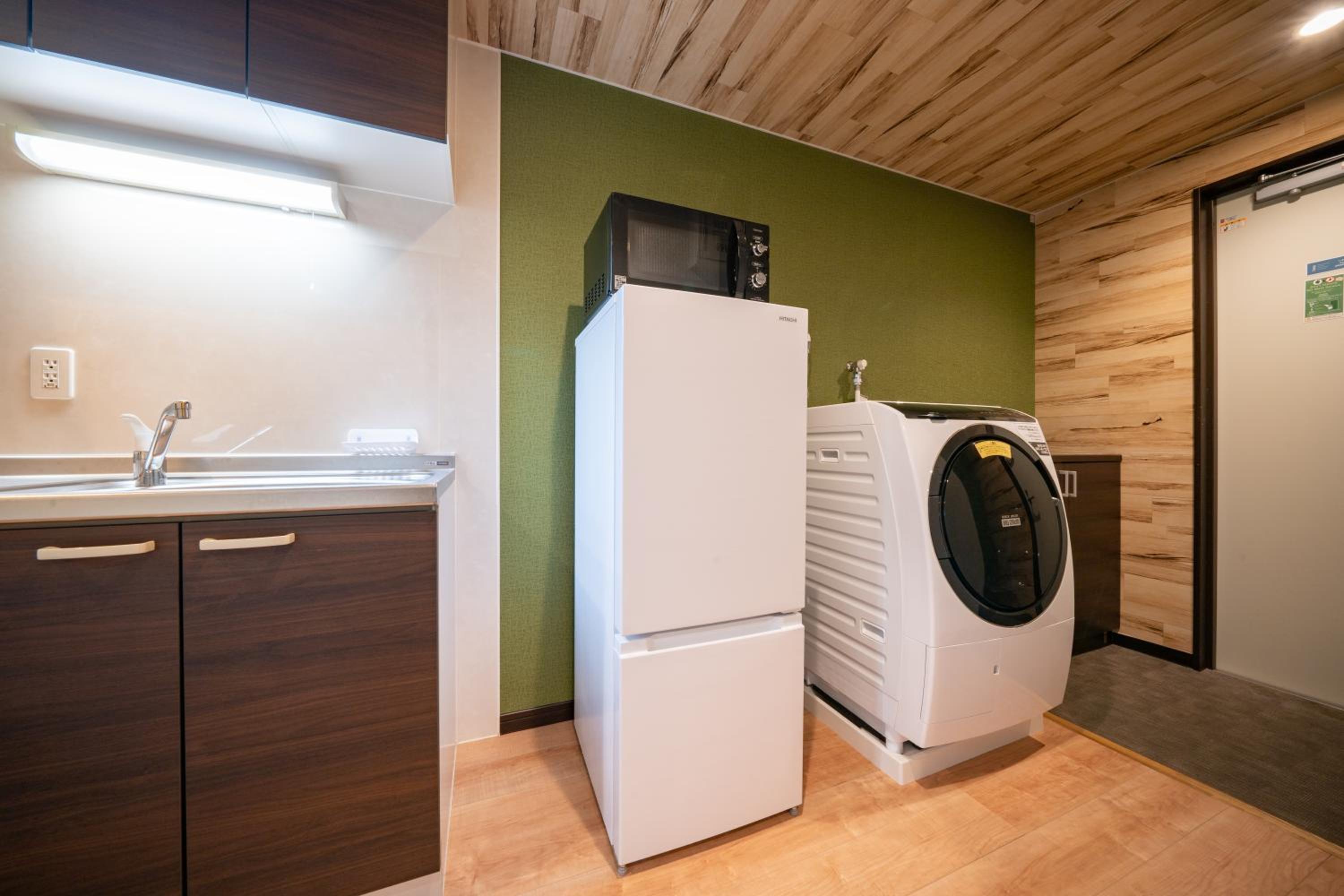 Standard Twin Room - Photo 4