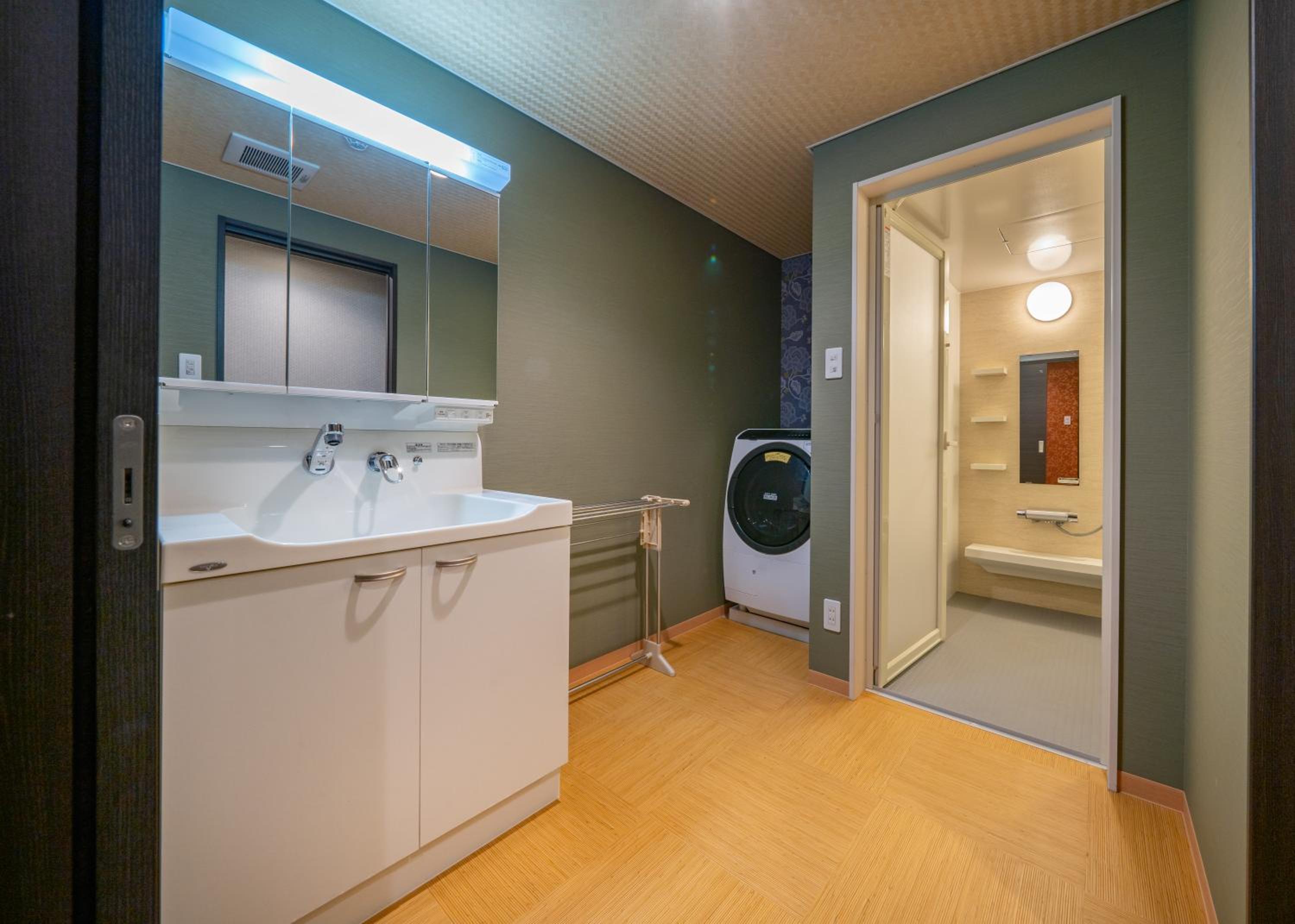 Deluxe Suite - Photo 2