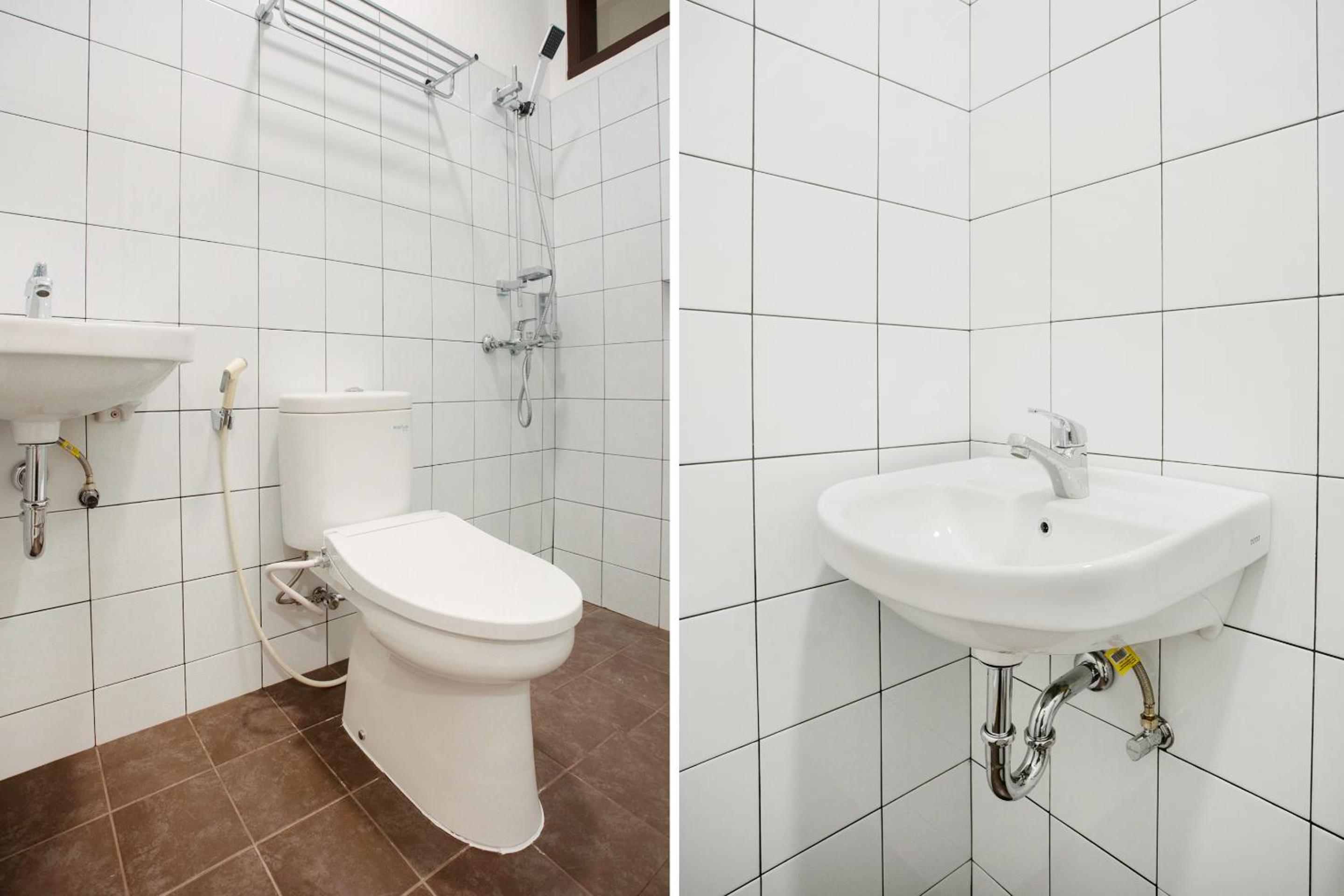 Standard Double Room - Photo 11