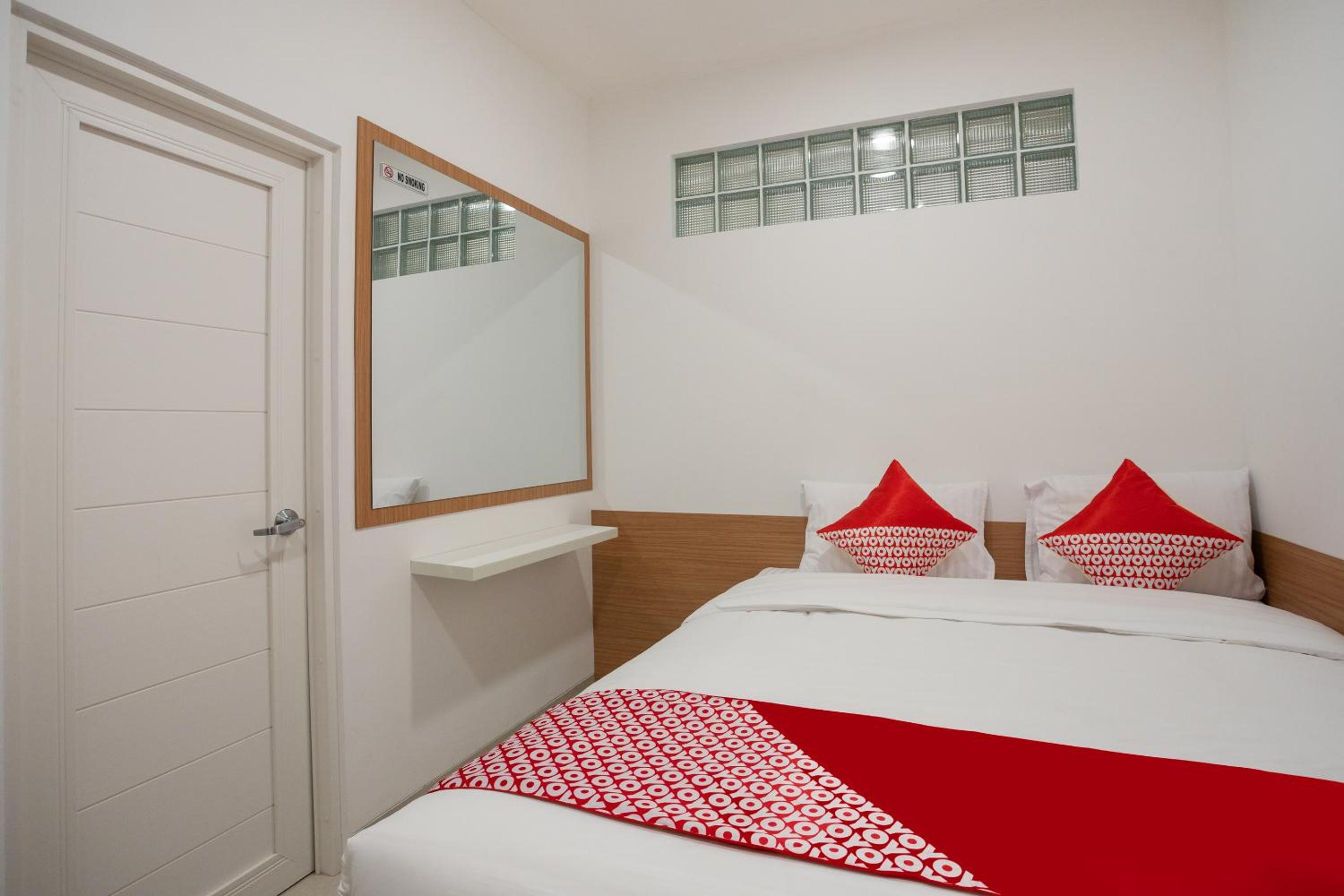 Standard Double Room - Photo 12