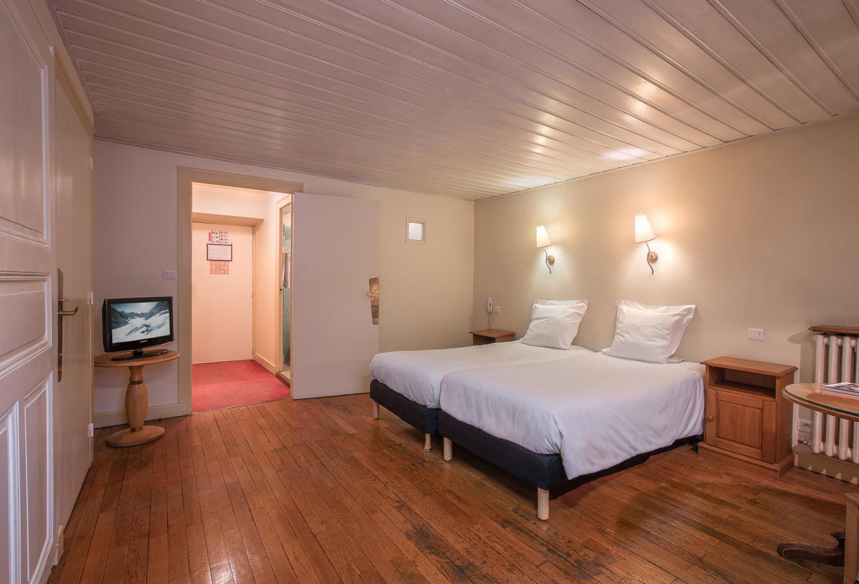Standard Double/Twin Room