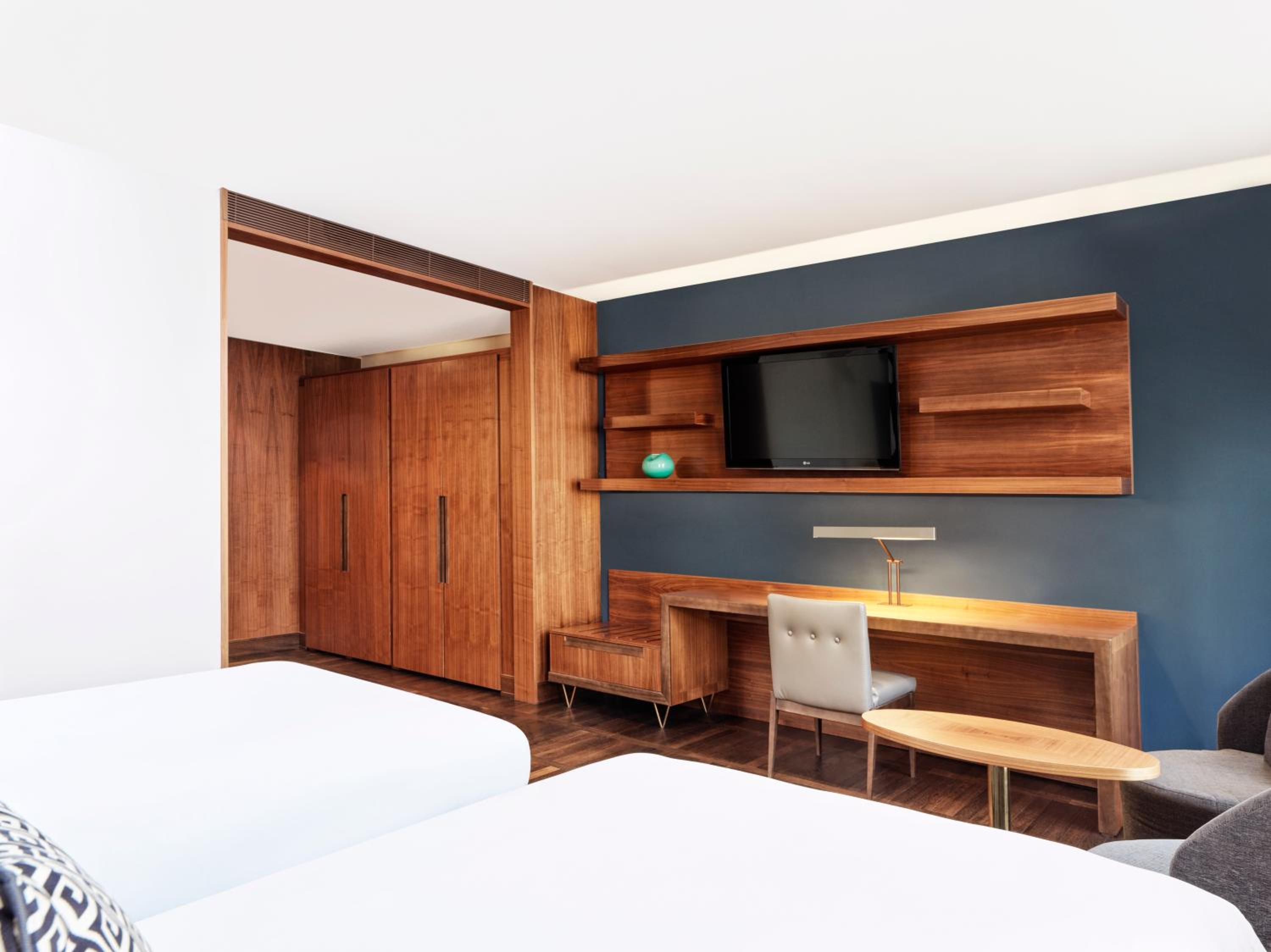 Deluxe Twin Room - Photo 2