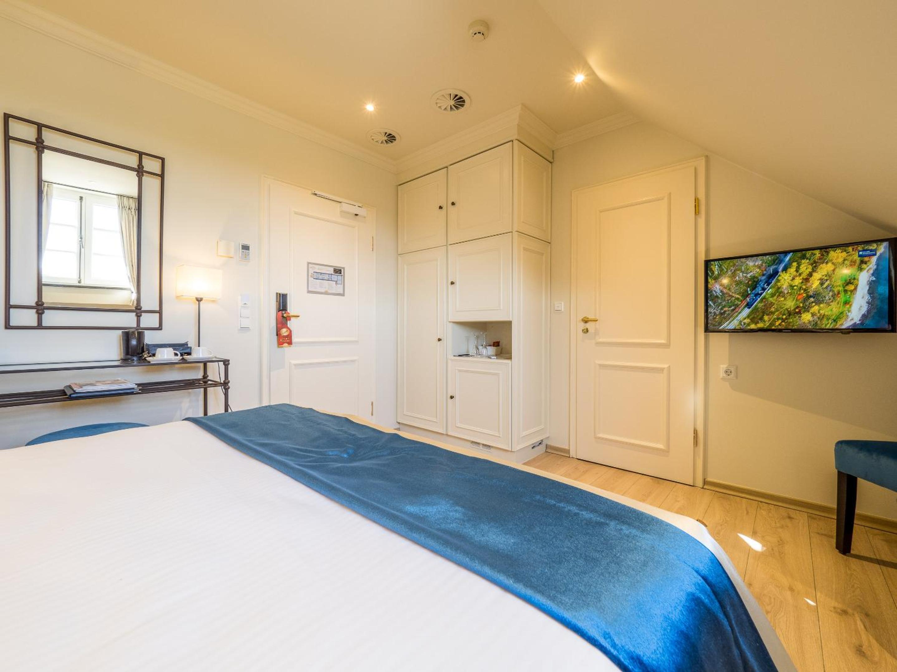 Double Room - Photo 10
