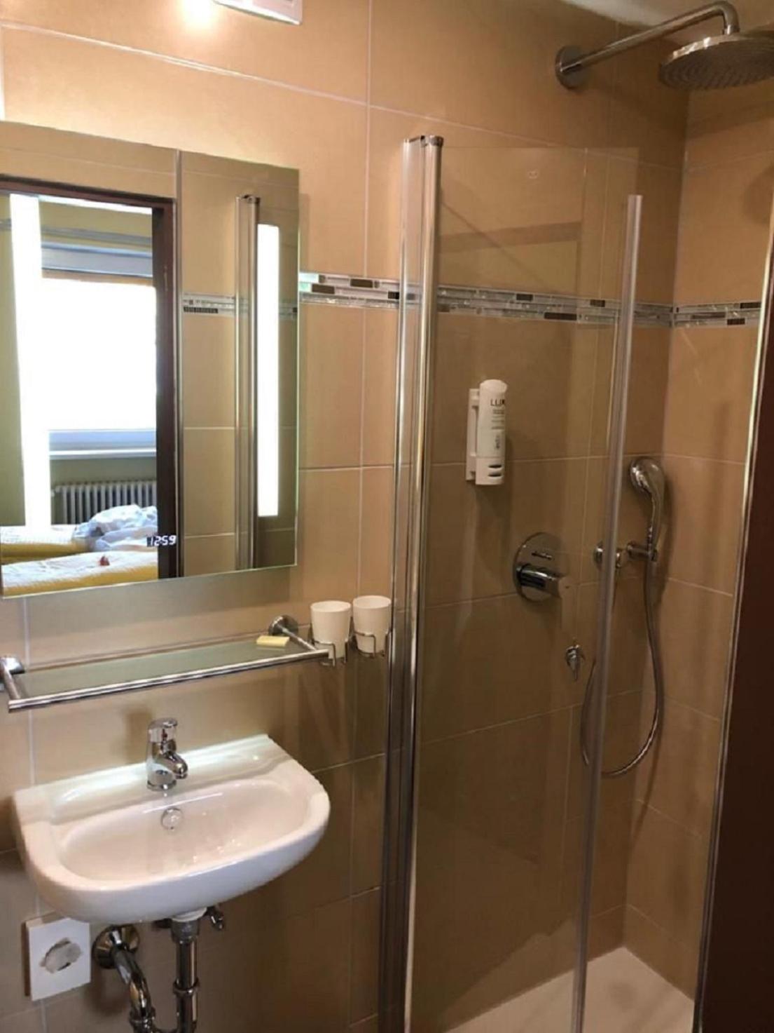 Standard Double Room Without Balcony photo 2