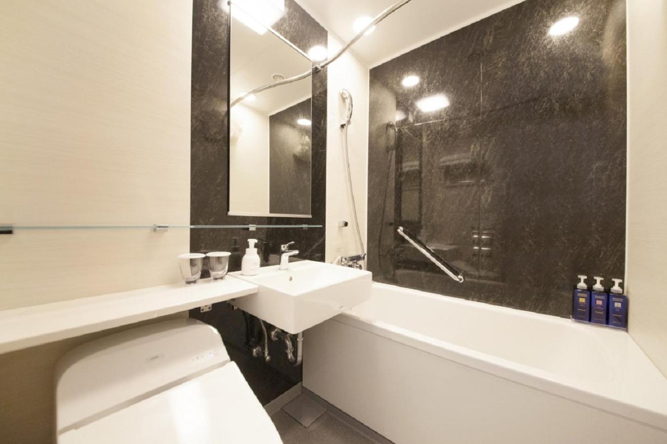 Standard Double Room - Inside - Photo 4
