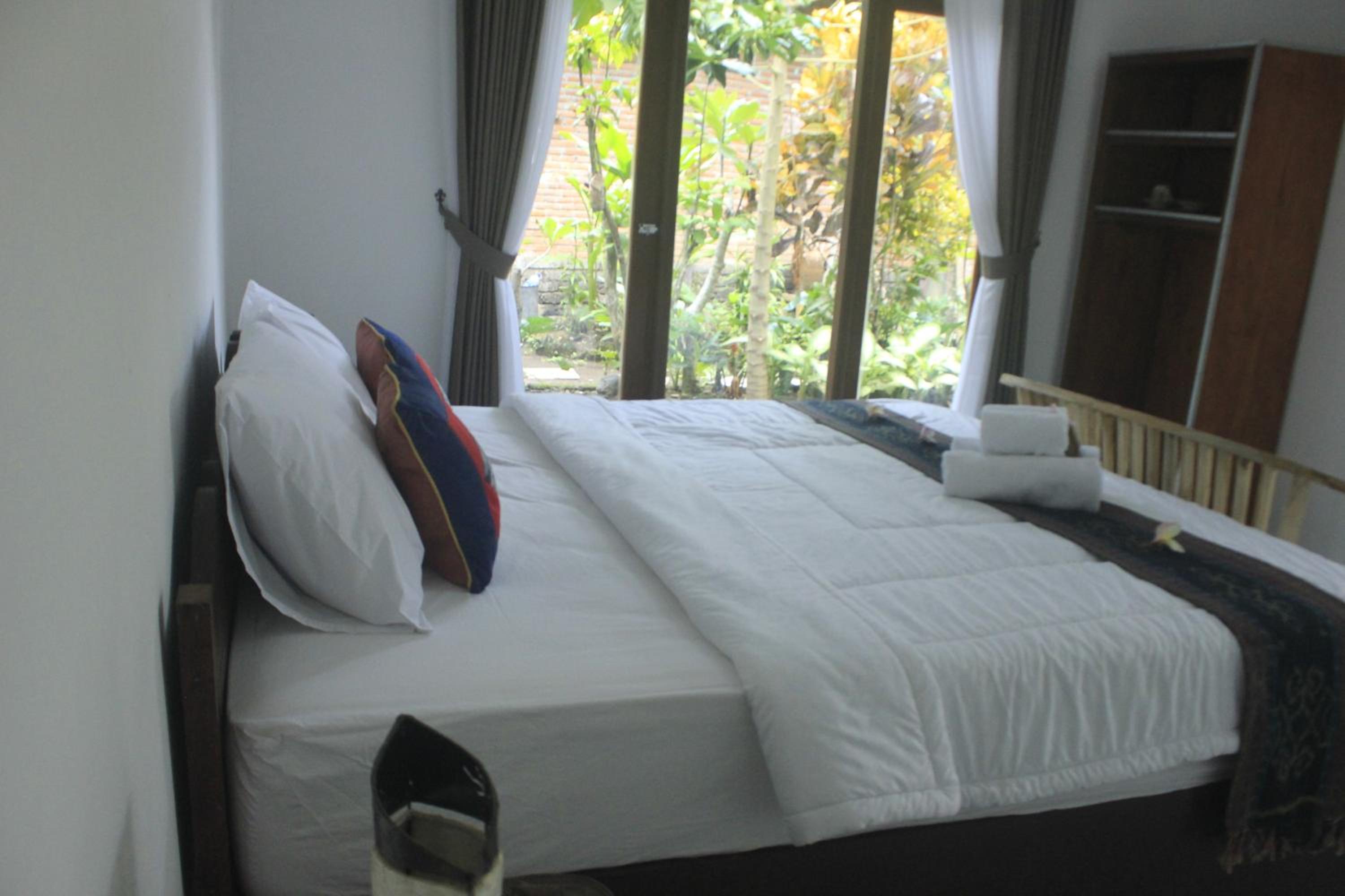 Standard Double Room - Photo 10