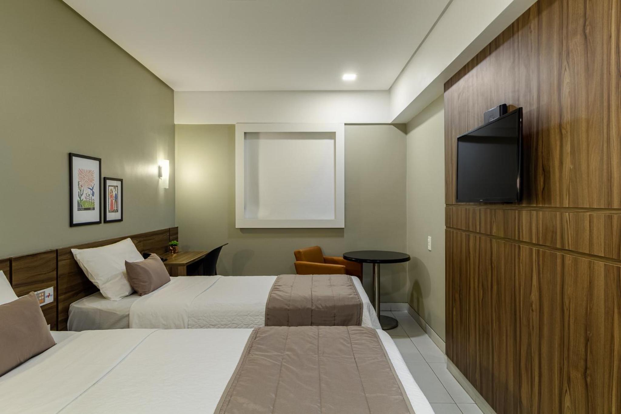 Deluxe Twin Room photo 2