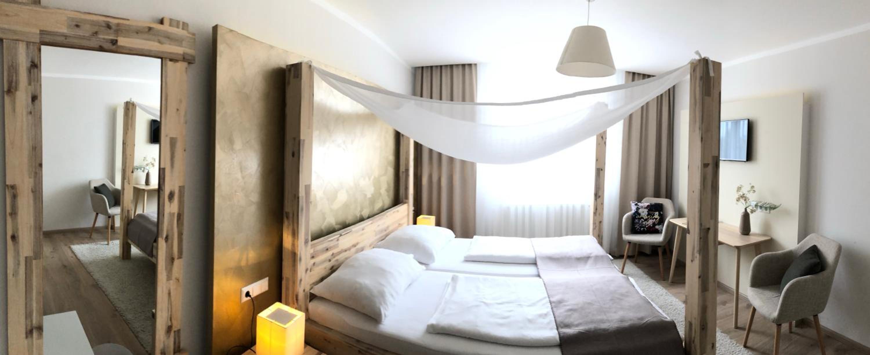 Double Room - Photo 11