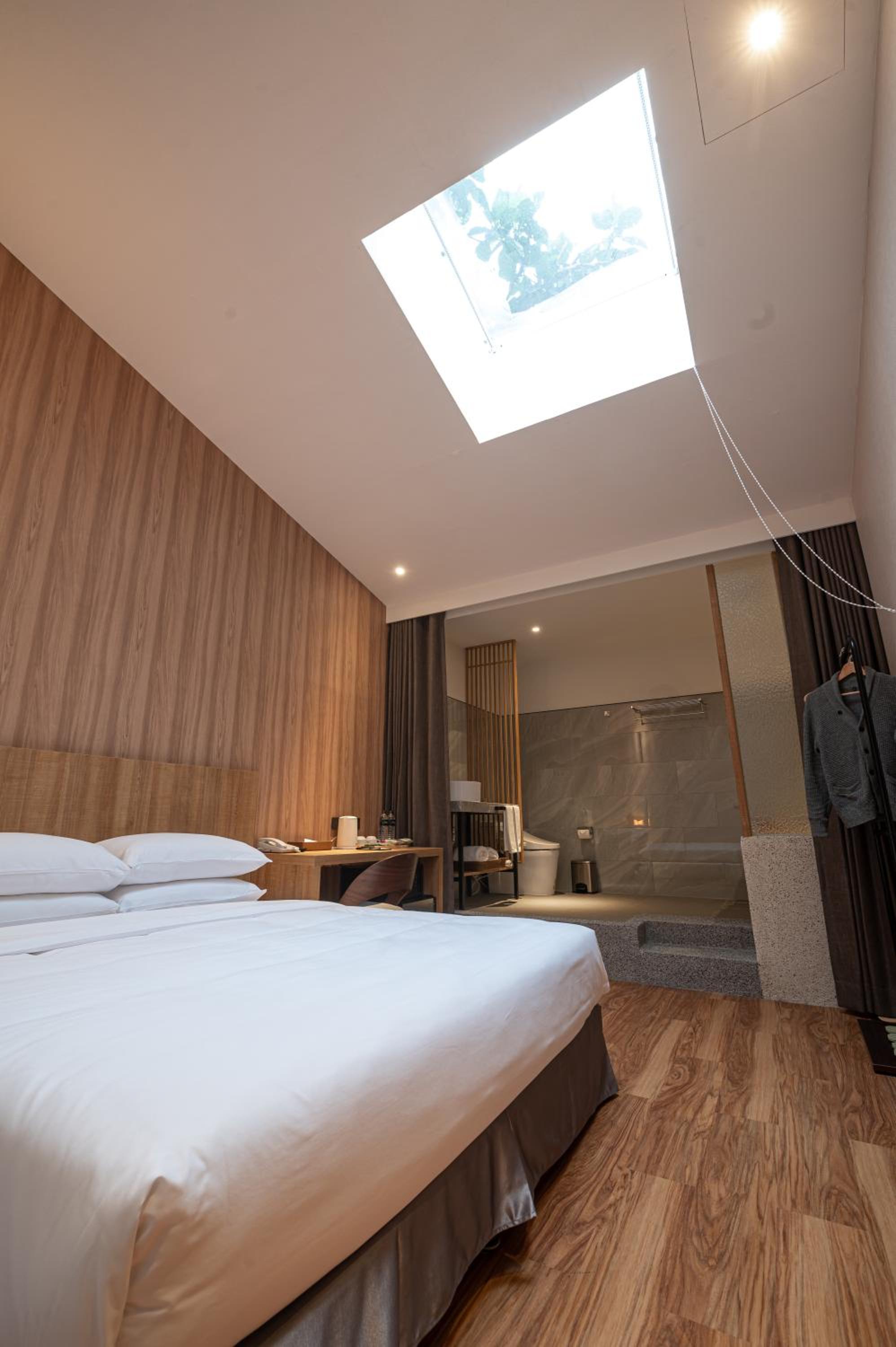 Superior Suite - Photo 2