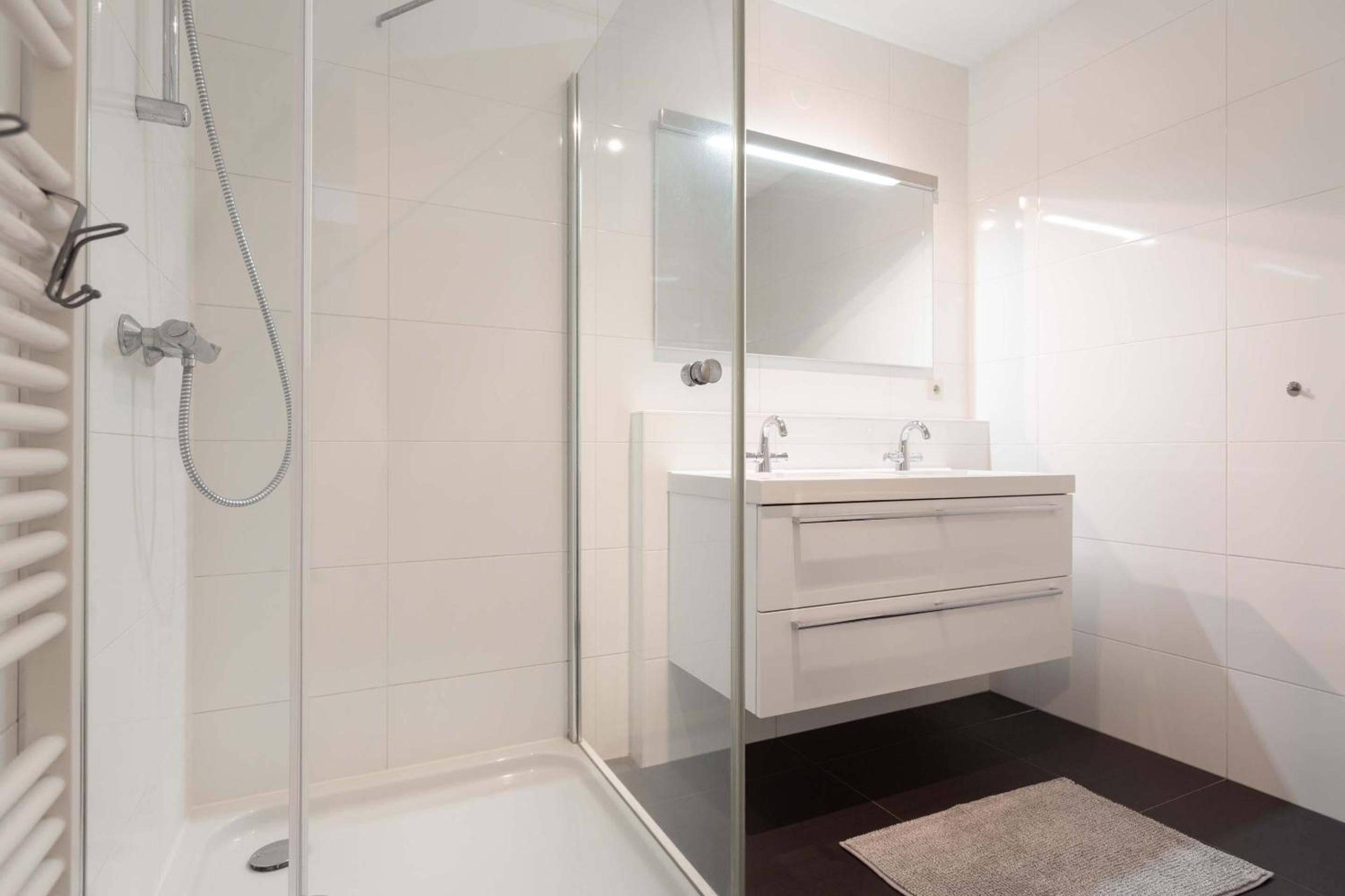 One bedroom apartment with harbourview 28C photo 2