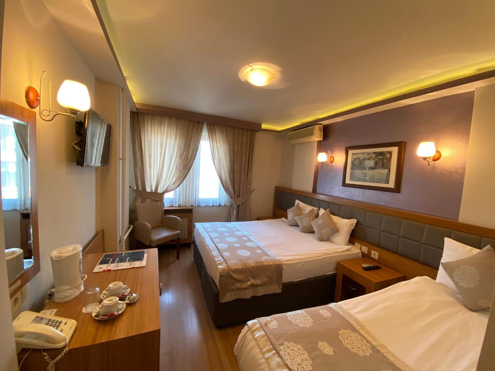 Superior Triple Room - Photo 4